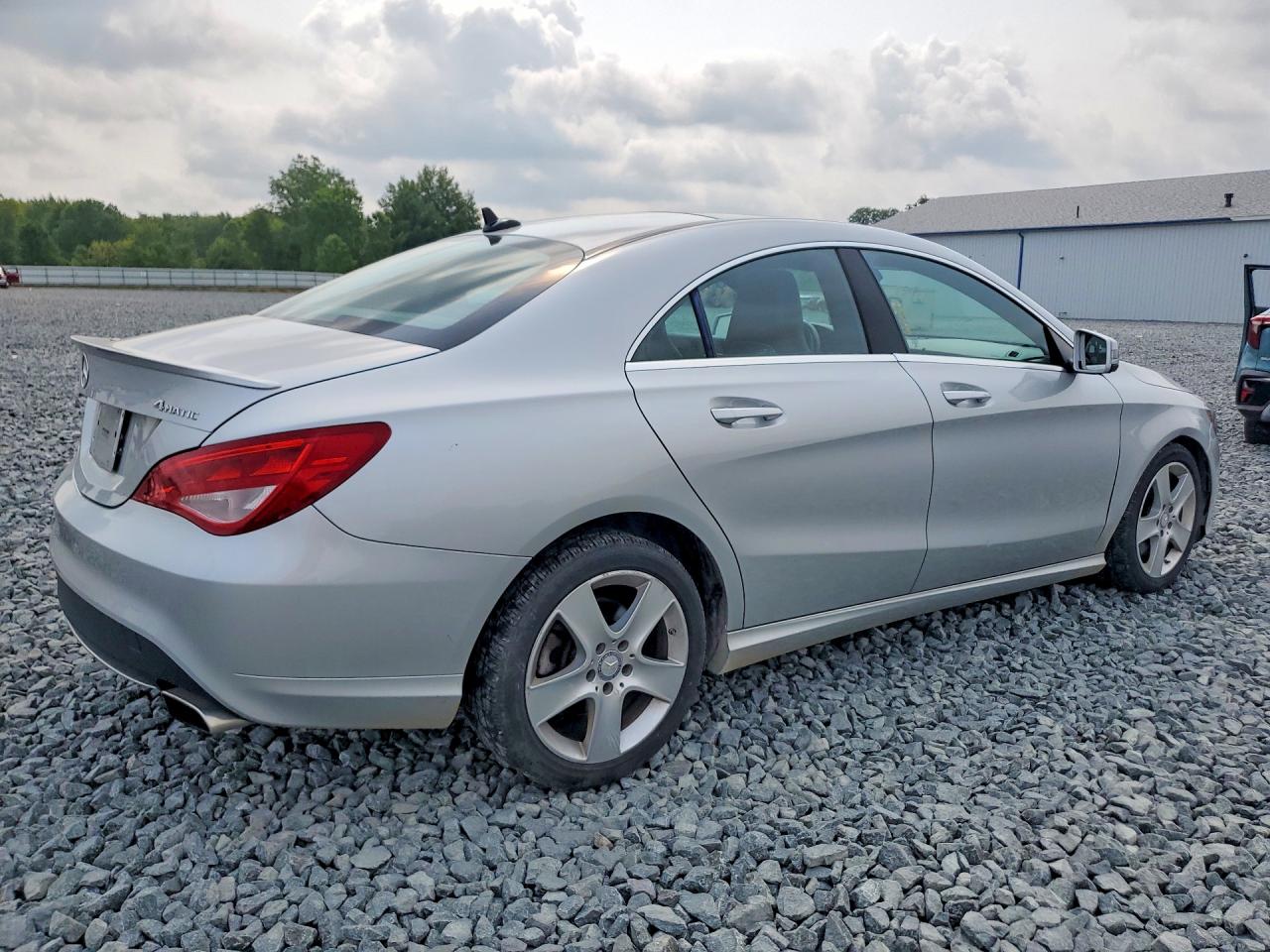 2015 Mercedes-benz Cla 250 4matic Серебряный vin: WDDSJ4GB2FN204403