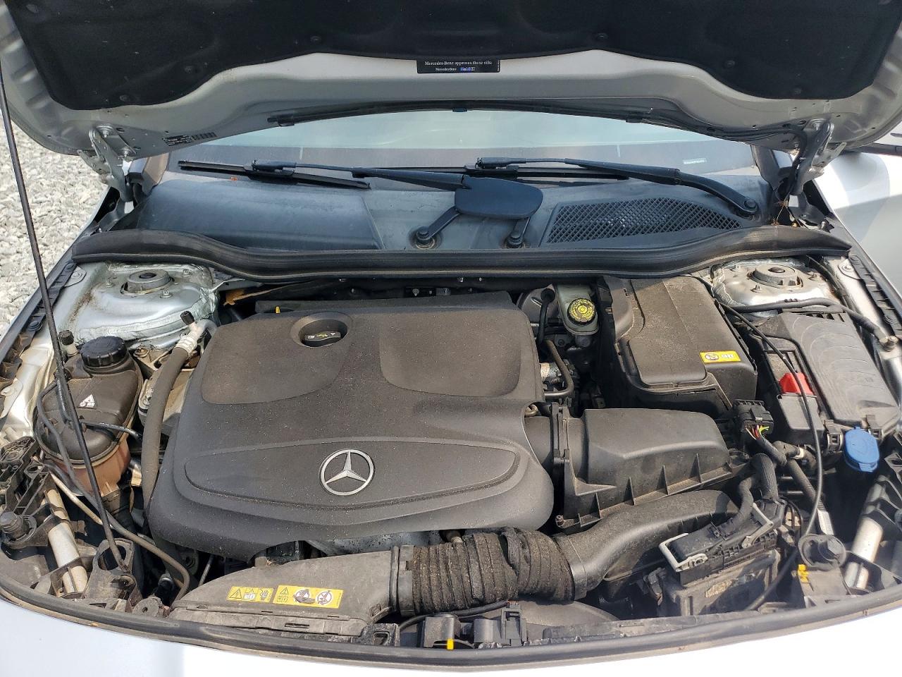 2015 Mercedes-benz Cla 250 4matic Серебряный vin: WDDSJ4GB2FN204403