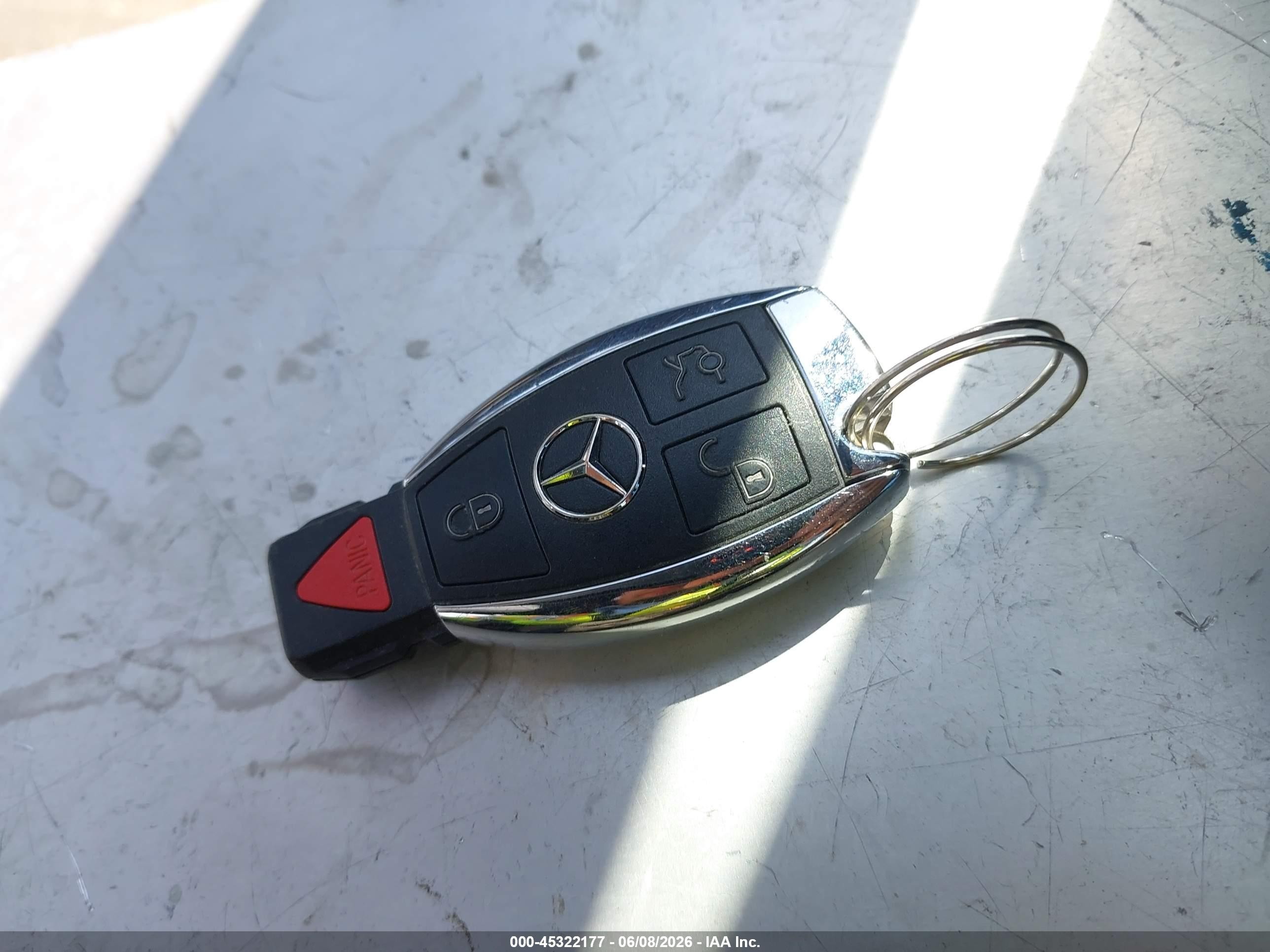 2016 Mercedes-benz Cla 250 4matic Белый vin: WDDSJ4GB2GN290068