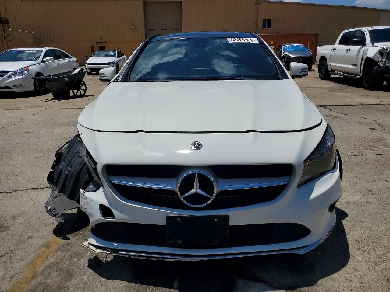 2018 Mercedes-benz Cla 250 4matic White vin: WDDSJ4GB2JN583217