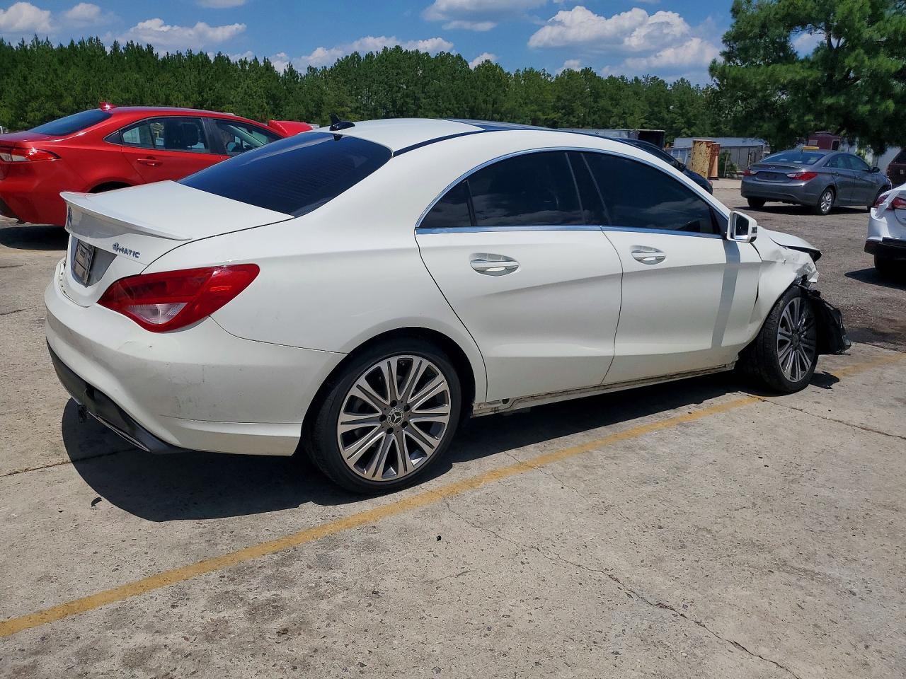 2018 Mercedes-benz Cla 250 4matic White vin: WDDSJ4GB2JN583217
