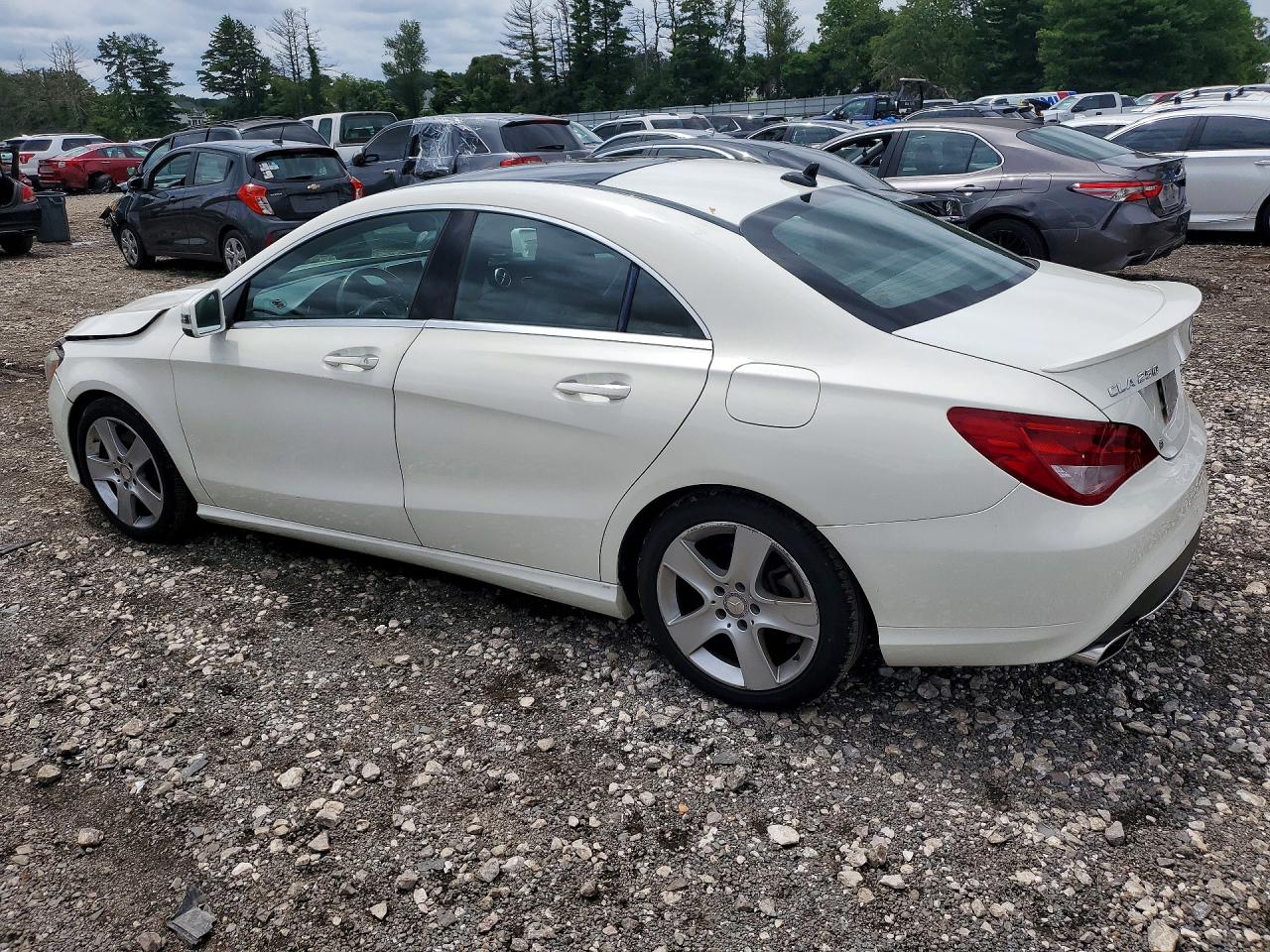 2015 Mercedes-benz Cla 250 4matic Белый vin: WDDSJ4GB3FN198708