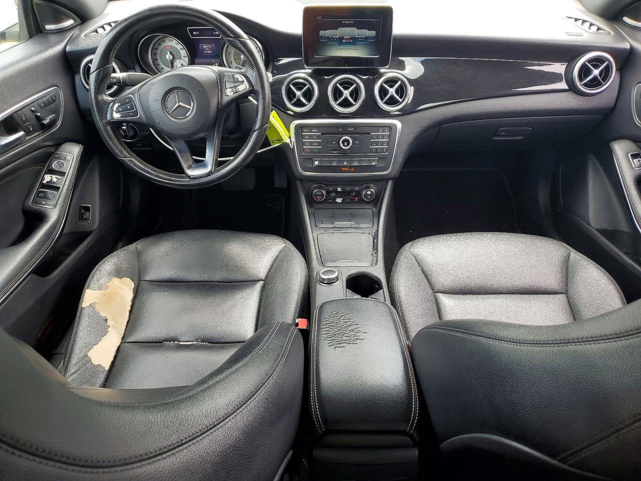 2015 Mercedes-benz Cla 250 4matic Белый vin: WDDSJ4GB3FN198708