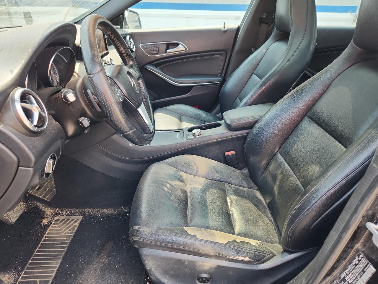 2014 Mercedes-benz Cla 250 4matic Black vin: WDDSJ4GB4EN109145 Damage: Left Front Seat Cushion, Torn, > 12 Inches