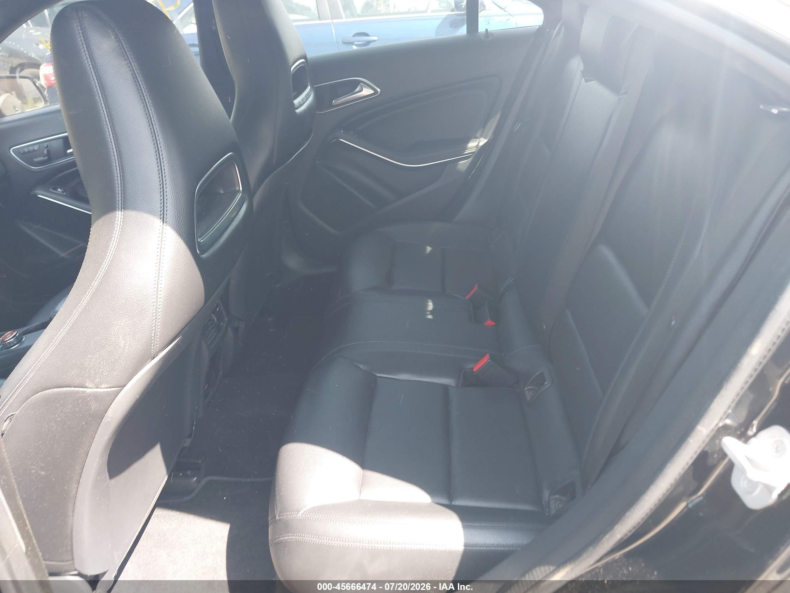 2014 Mercedes-benz Cla 250 4matic Black vin: WDDSJ4GB4EN143926