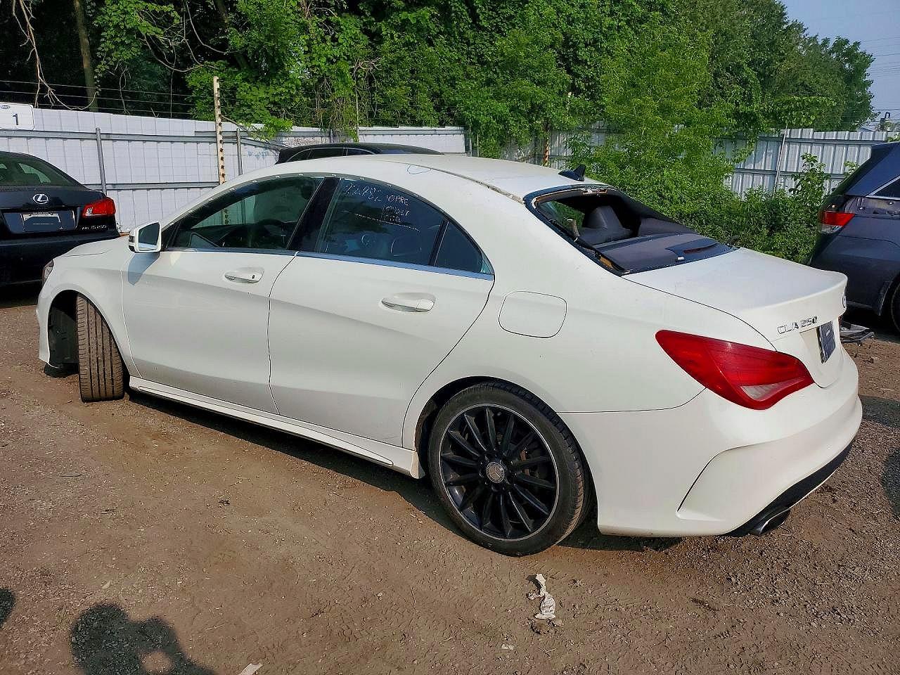 2015 Mercedes-benz Cla 250 4matic White vin: WDDSJ4GB4FN217492