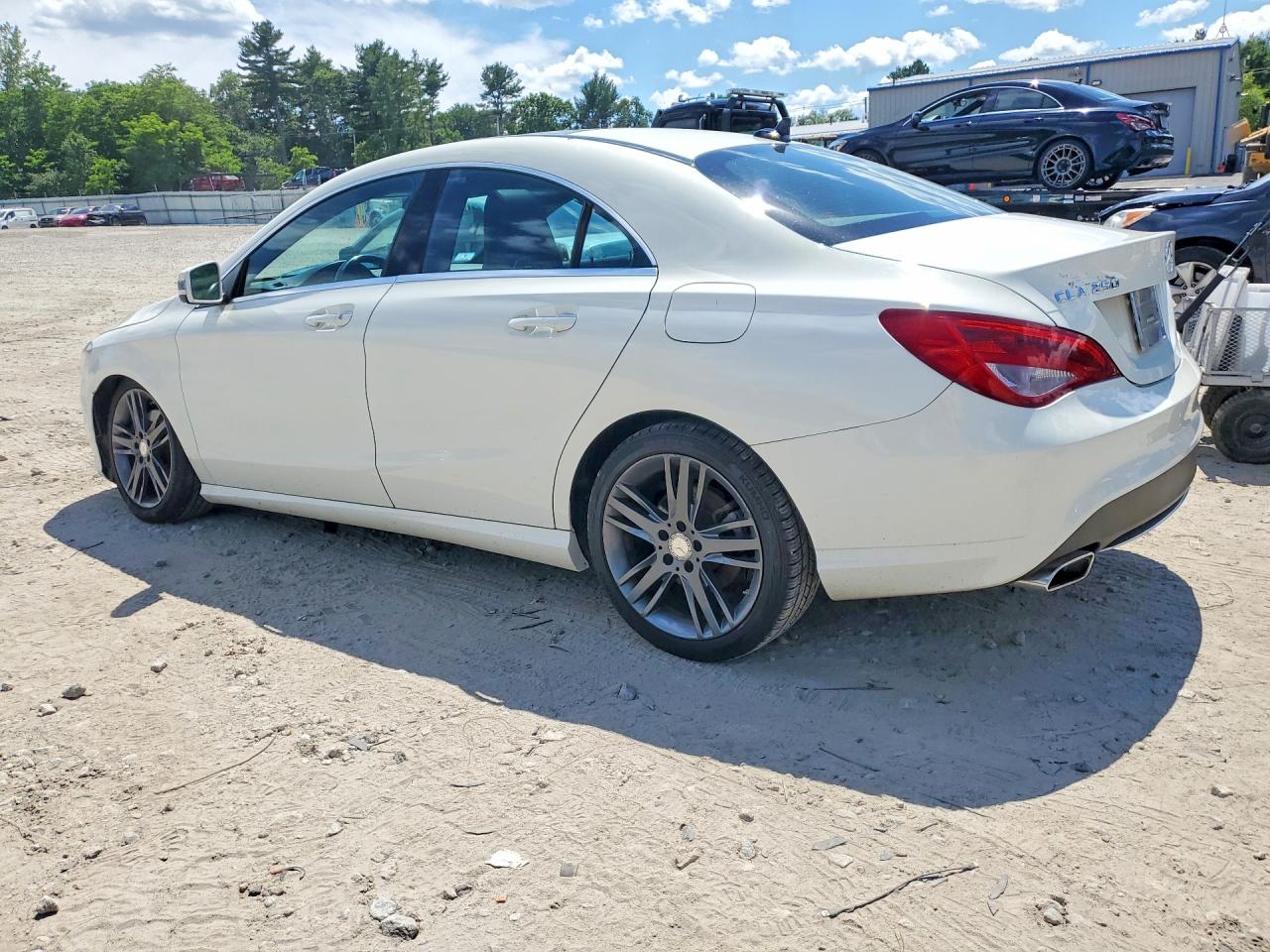 2015 Mercedes-benz Cla 250 4matic White vin: WDDSJ4GB4FN266529