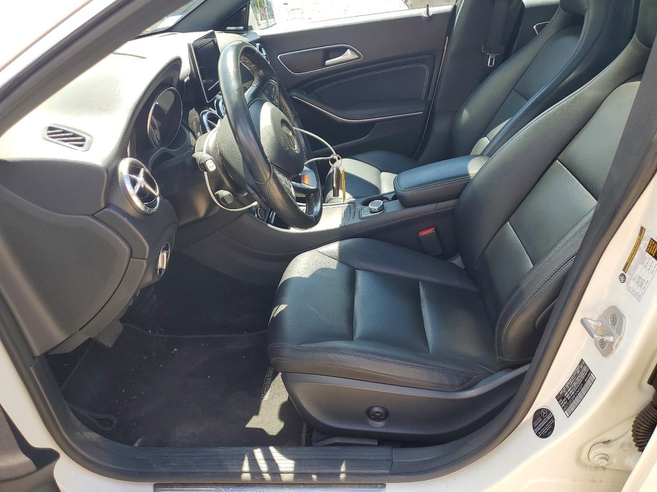 2015 Mercedes-benz Cla 250 4matic White vin: WDDSJ4GB4FN266529