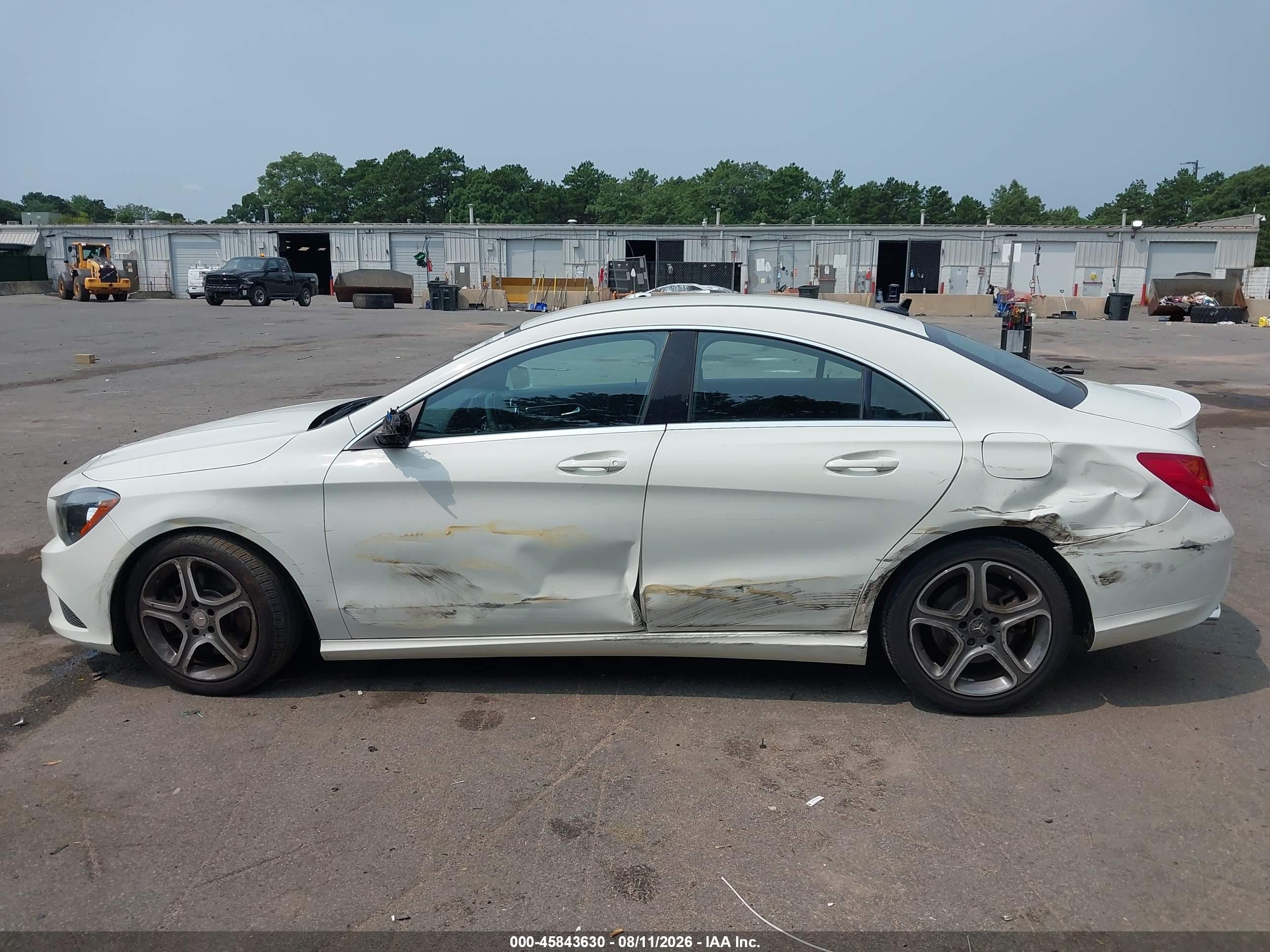 2014 Mercedes-benz Cla 250 4matic White vin: WDDSJ4GB5EN114788
