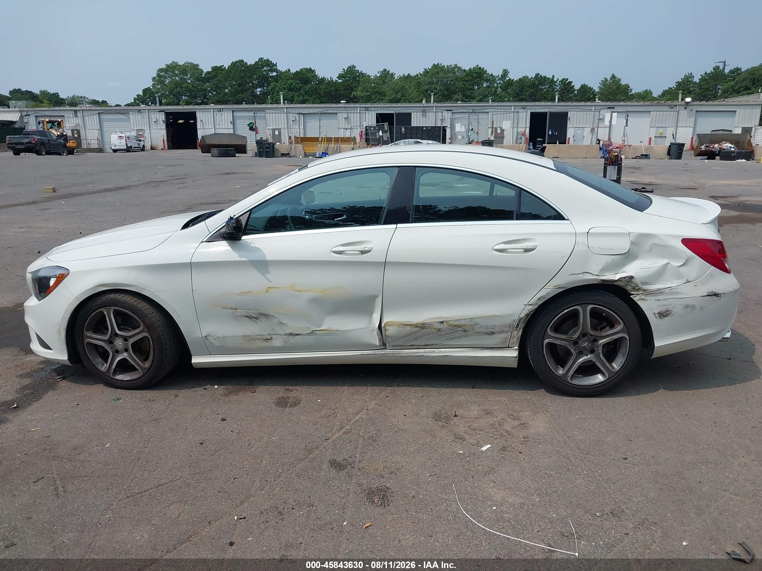 2014 Mercedes-benz Cla 250 4matic White vin: WDDSJ4GB5EN114788