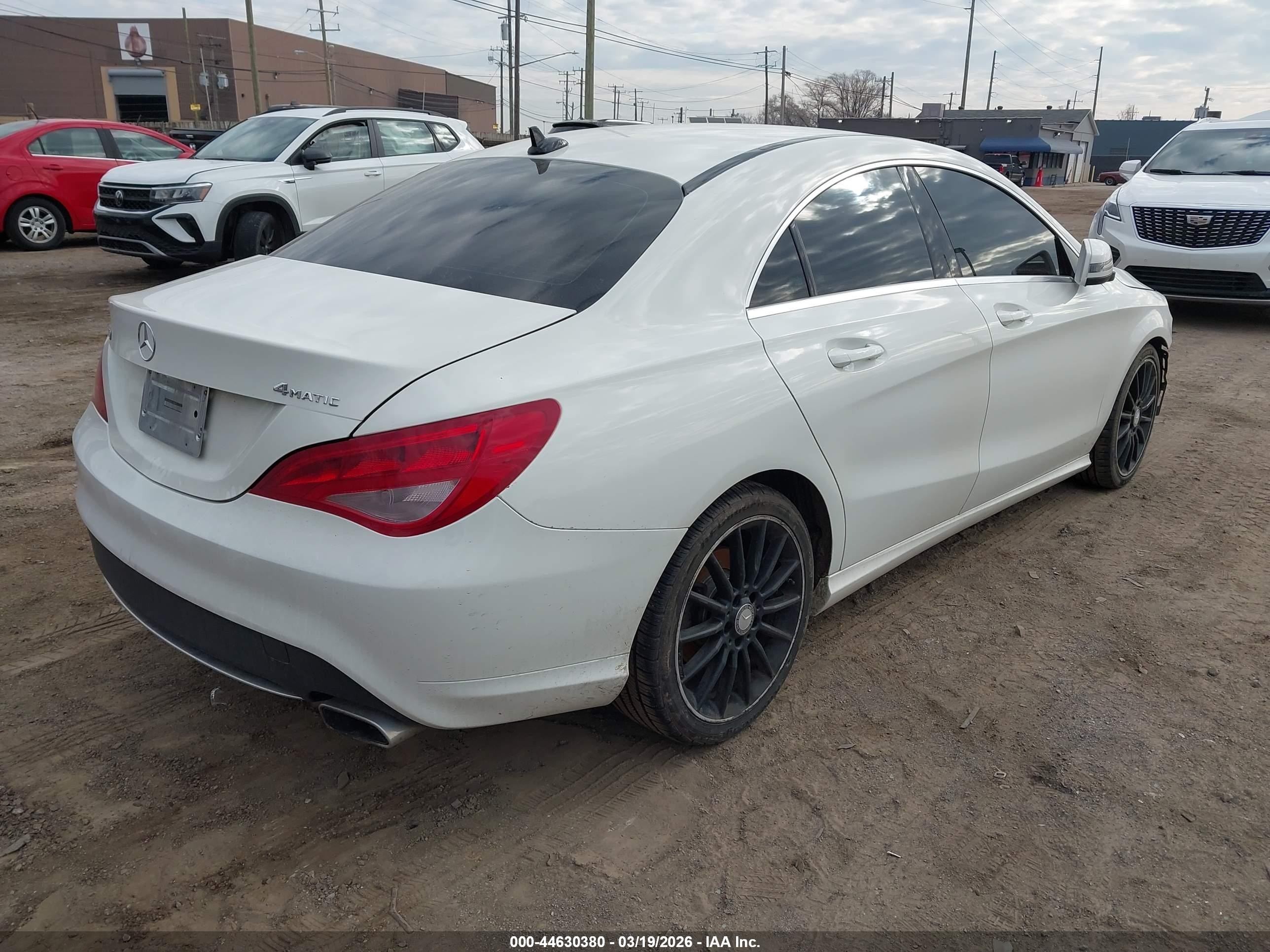 2014 Mercedes-benz Cla 250 4matic White vin: WDDSJ4GB5EN129405