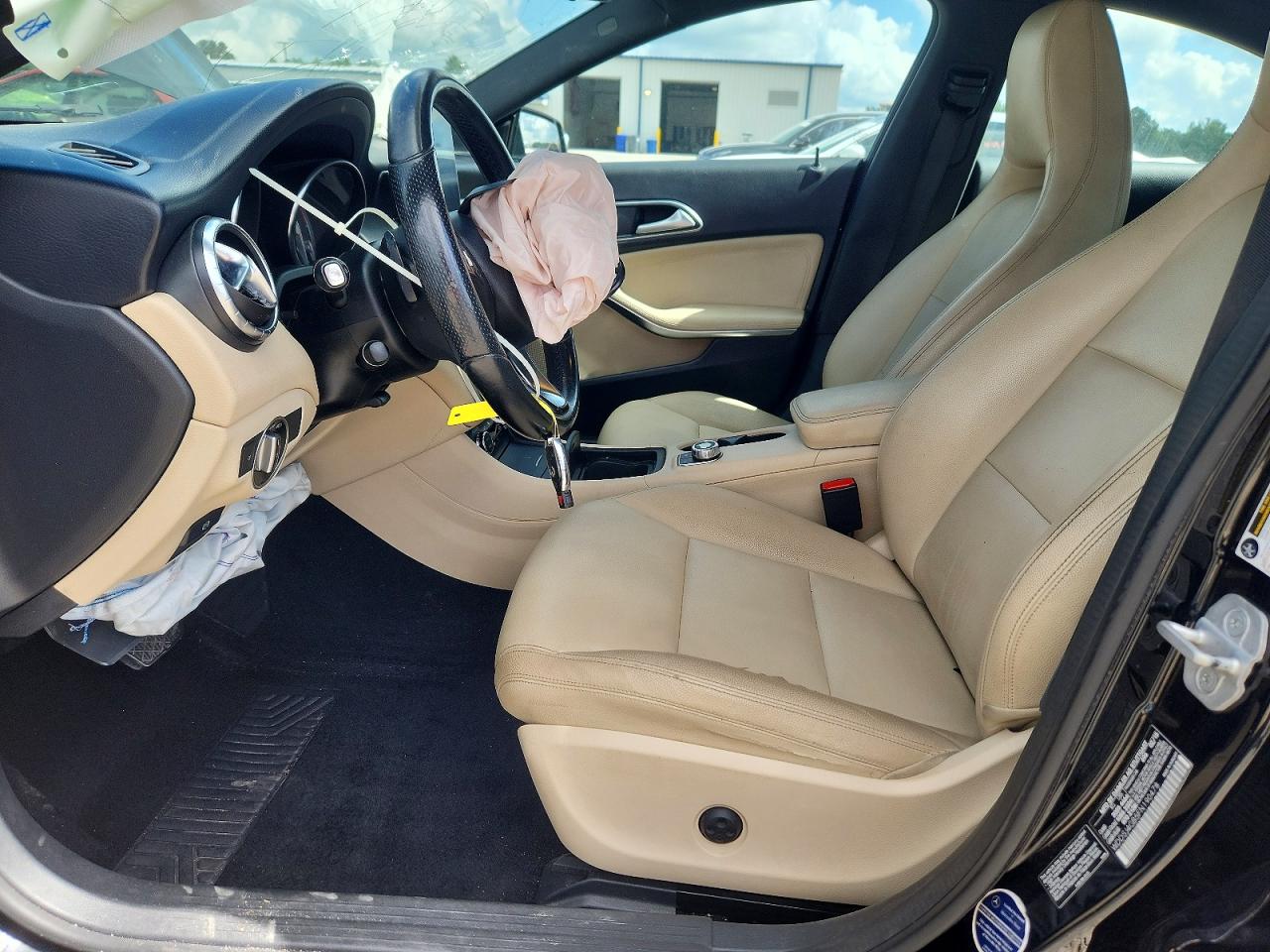 2015 Mercedes-benz Cla 250 4matic Черный vin: WDDSJ4GB5FN190478