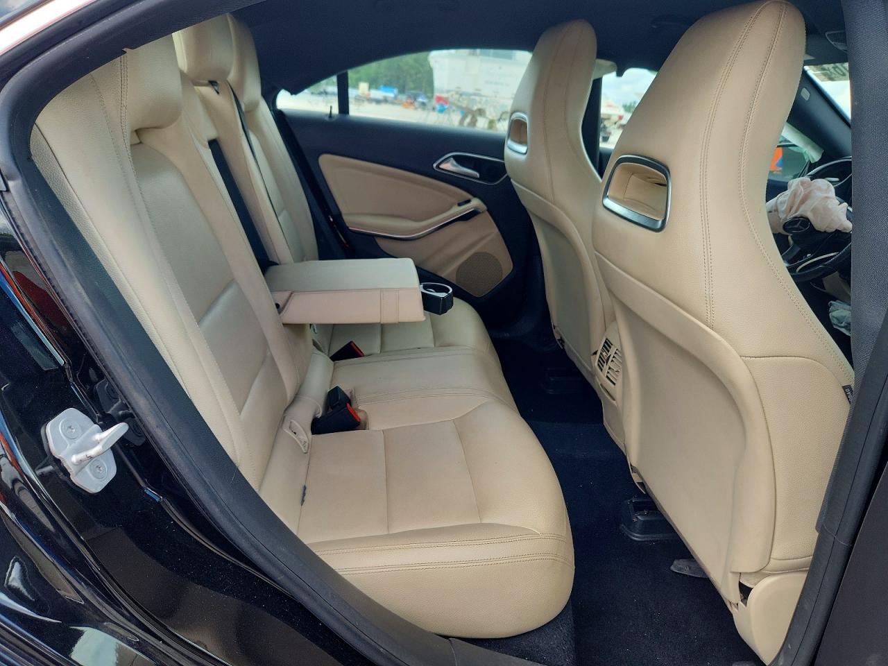 2015 Mercedes-benz Cla 250 4matic Черный vin: WDDSJ4GB5FN190478