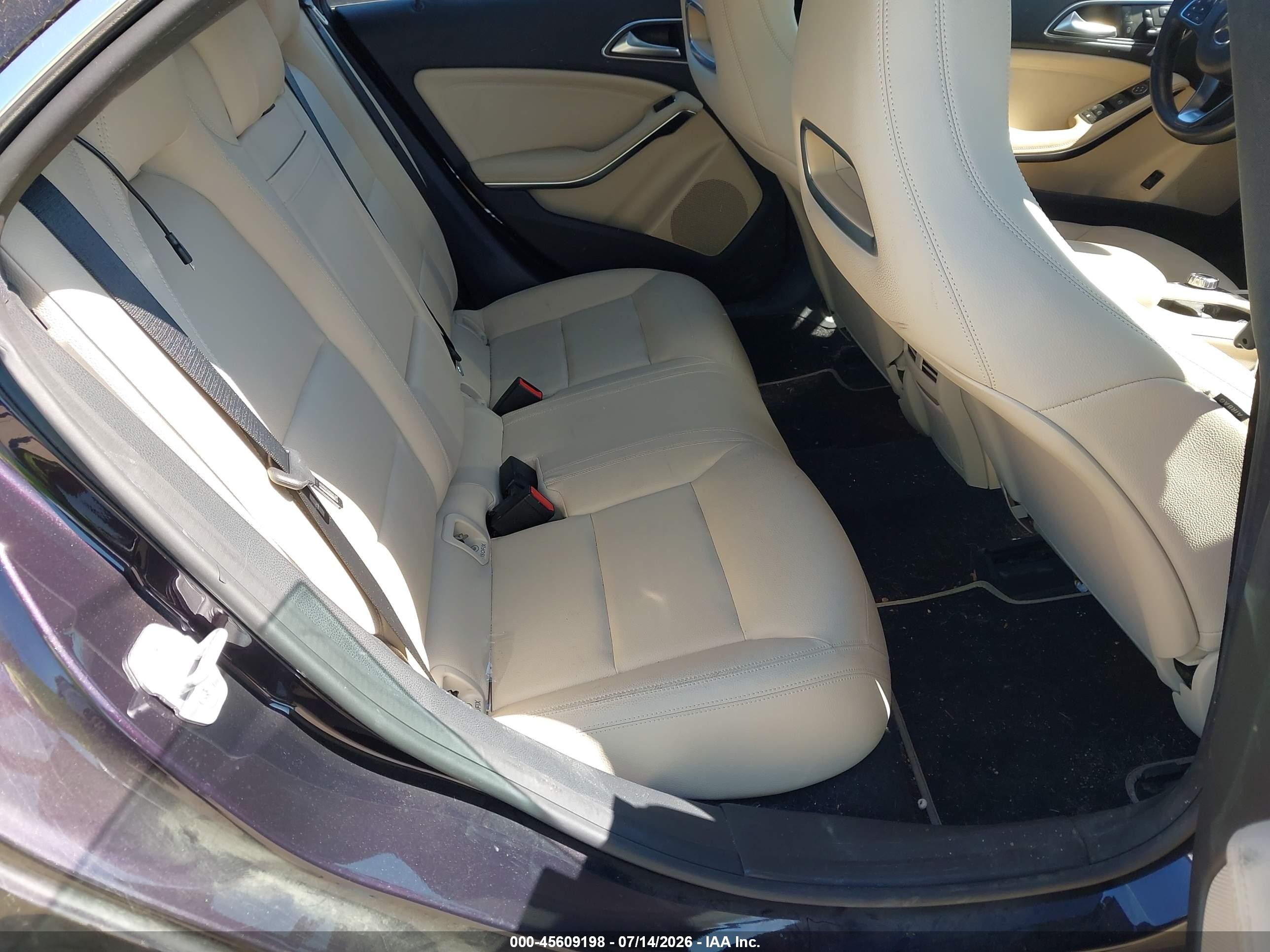 2015 Mercedes-benz Cla 250 4matic Purple vin: WDDSJ4GB5FN260822
