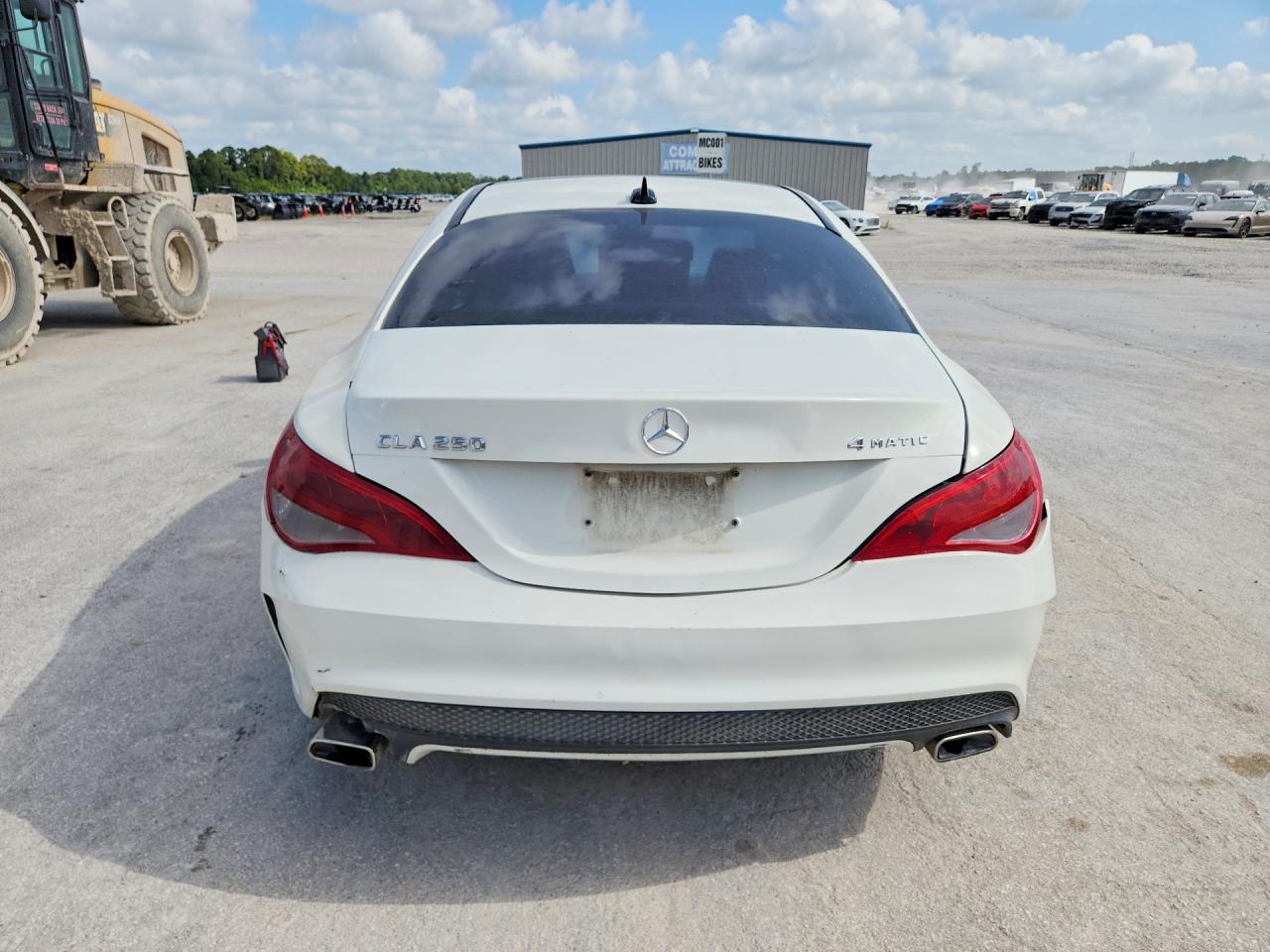 2015 Mercedes-benz Cla 250 4matic White vin: WDDSJ4GB5FN274171
