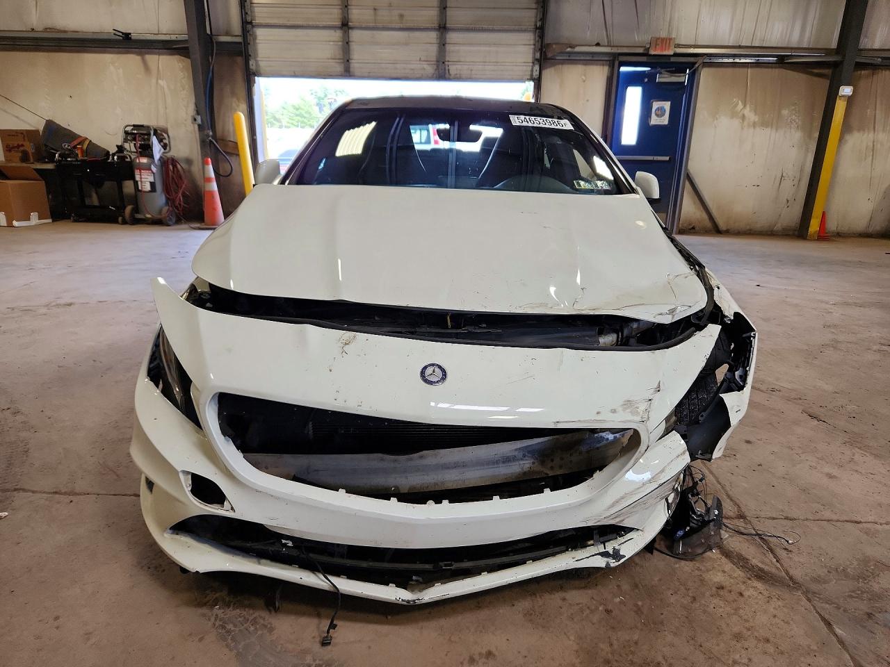 2014 Mercedes-benz Cla 250 4matic White vin: WDDSJ4GB6EN087519