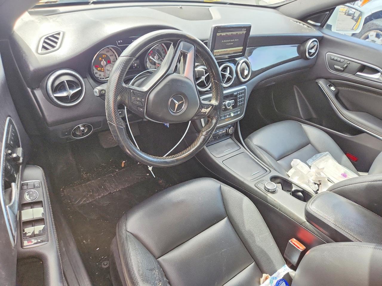 2014 Mercedes-benz Cla 250 4matic White vin: WDDSJ4GB6EN125119