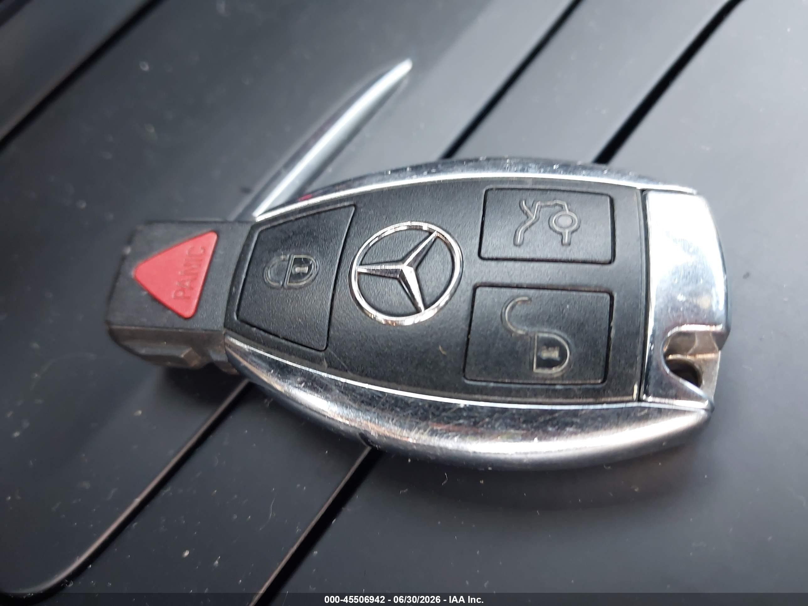 2015 Mercedes-benz Cla 250 4matic Белый vin: WDDSJ4GB6FN172023