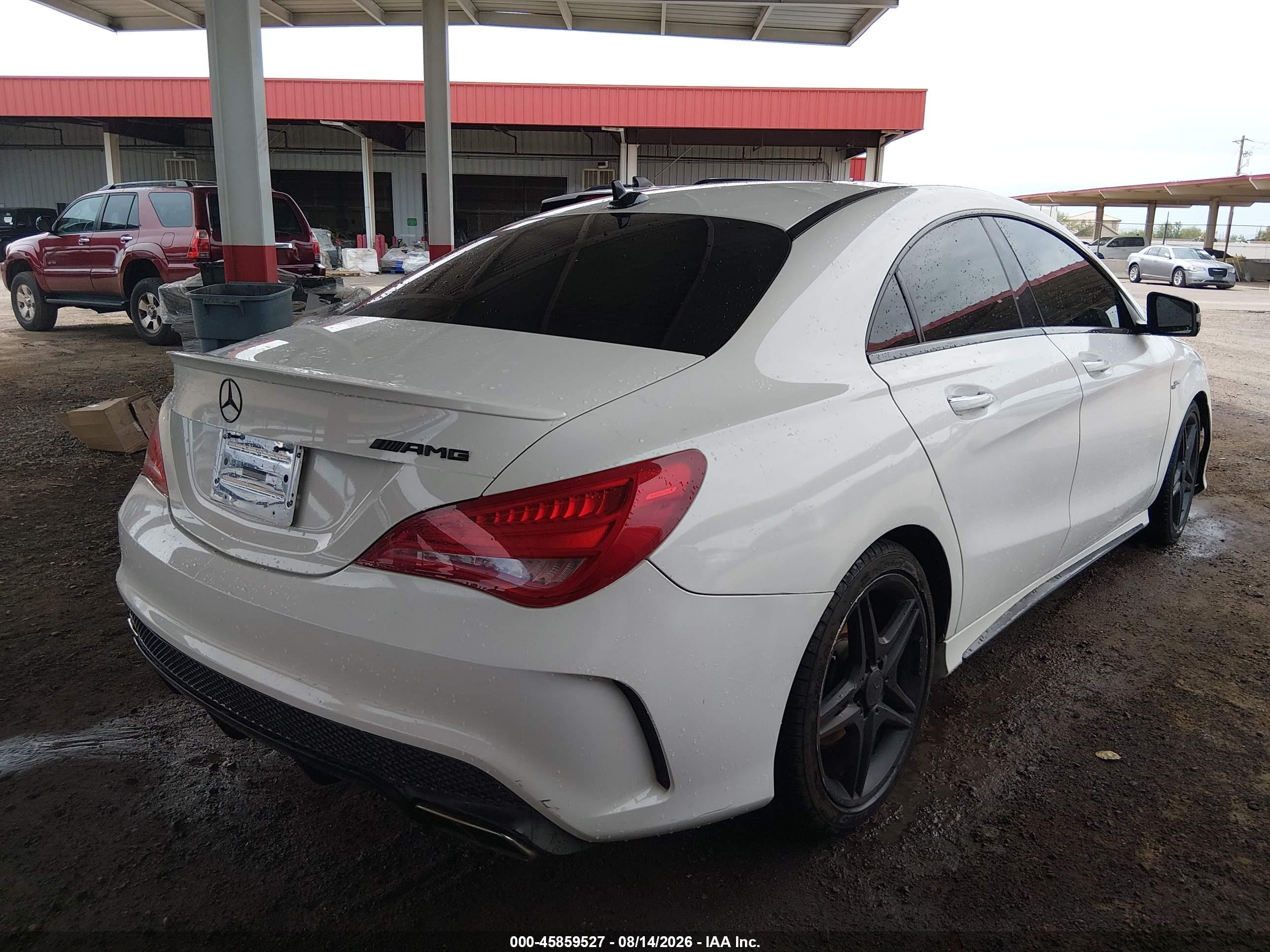 2015 Mercedes-benz Cla 250 4matic Белый vin: WDDSJ4GB6FN224475