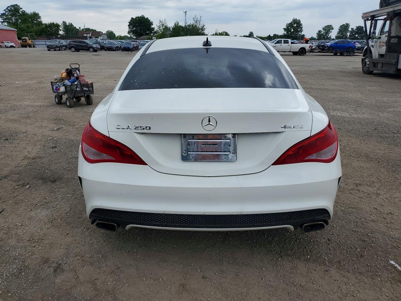2015 Mercedes-benz Cla 250 4matic White vin: WDDSJ4GB6FN271182