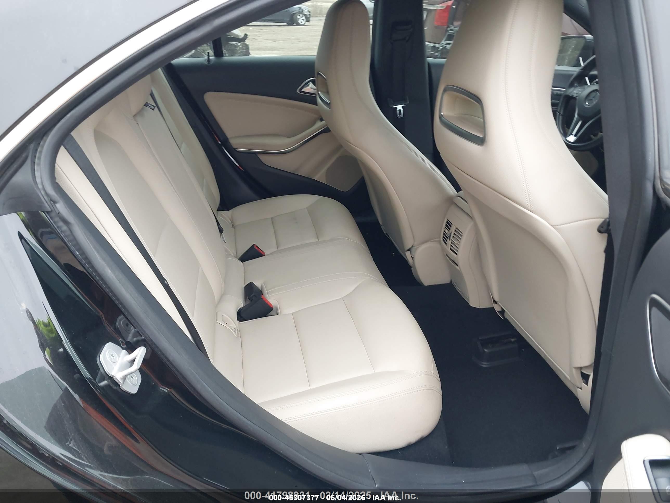 2014 Mercedes-benz Cla 250 4matic Black vin: WDDSJ4GB7EN120740