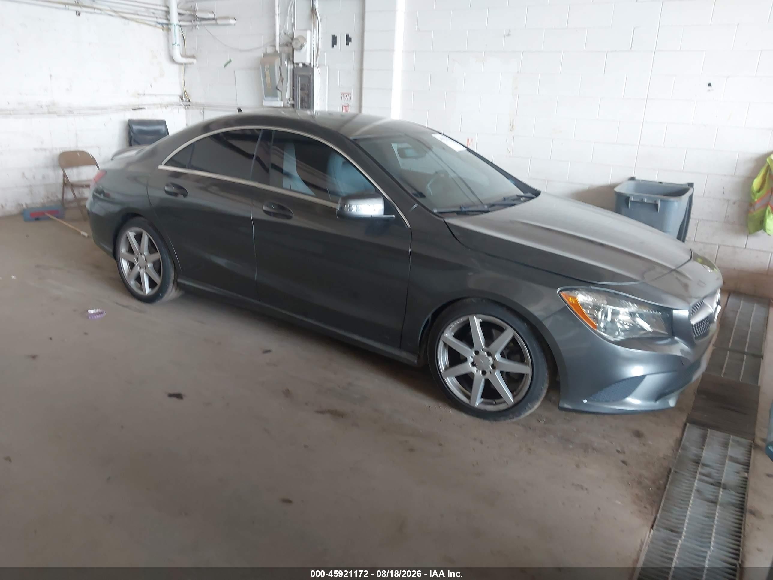 2014 Mercedes-benz Cla 250 4matic Серый vin: WDDSJ4GB7EN147050