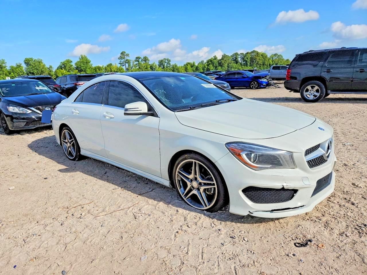 2014 Mercedes-benz Cla 250 4matic White vin: WDDSJ4GB7EN155486