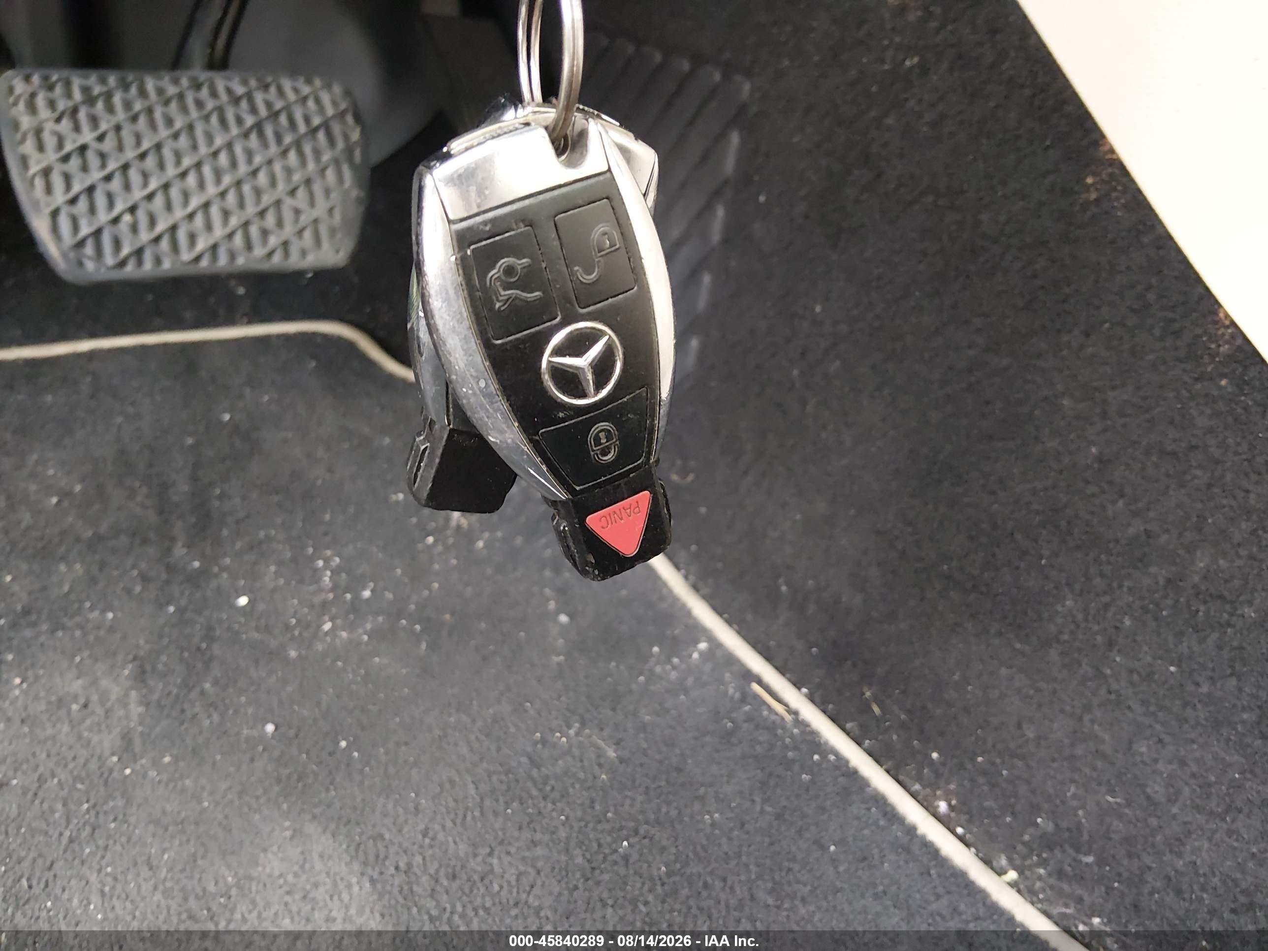 2014 Mercedes-benz Cla 250 4matic Red vin: WDDSJ4GB8EN137725