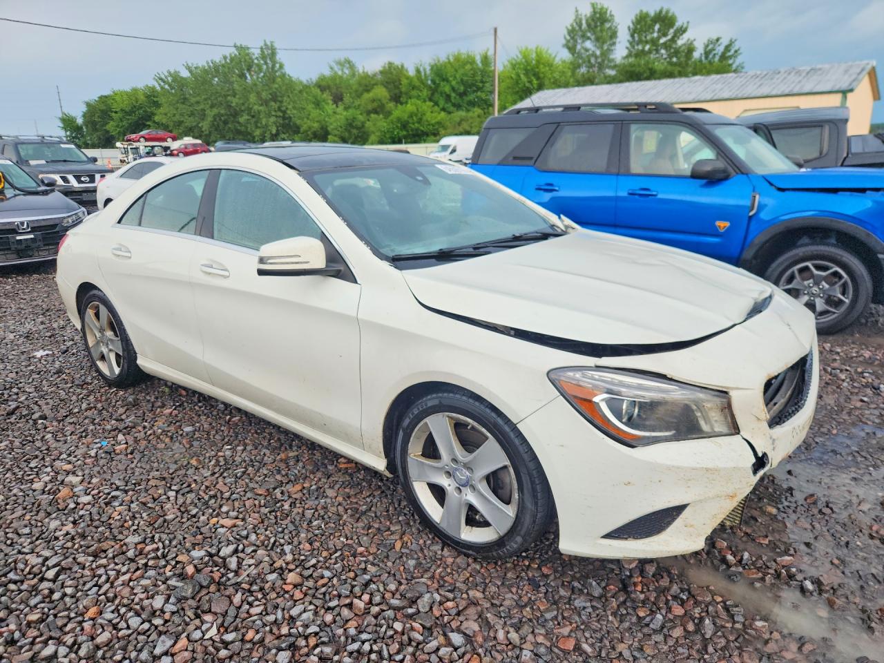 2015 Mercedes-benz Cla 250 4matic Белый vin: WDDSJ4GB8FN185484