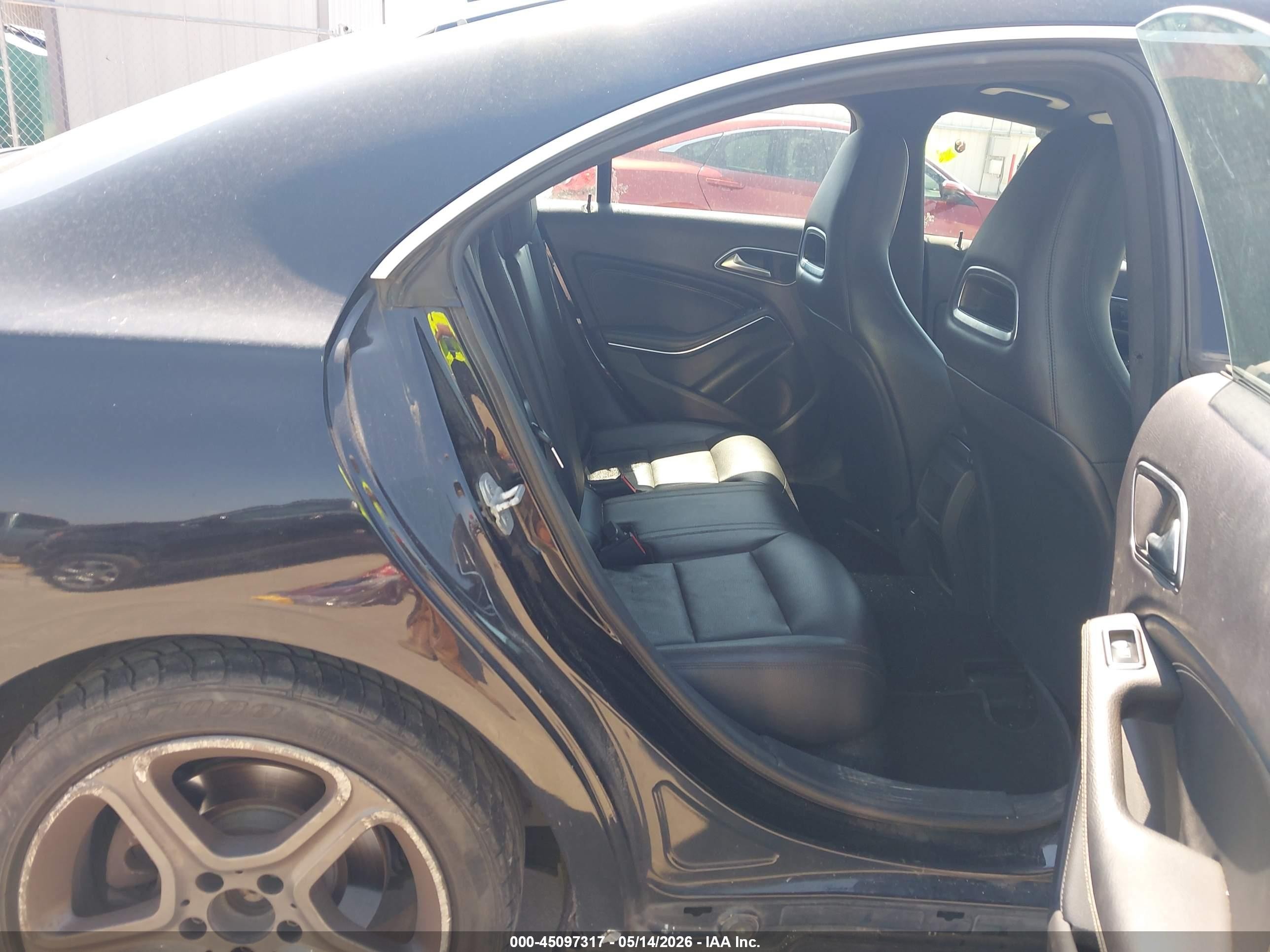 2014 Mercedes-benz Cla 250 4matic Black vin: WDDSJ4GB9EN073517