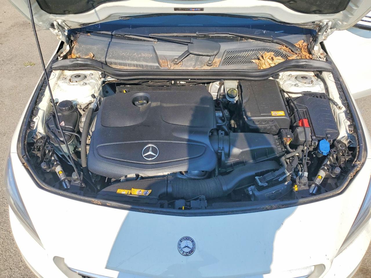 2014 Mercedes-benz Cla 250 4matic White vin: WDDSJ4GB9EN080192