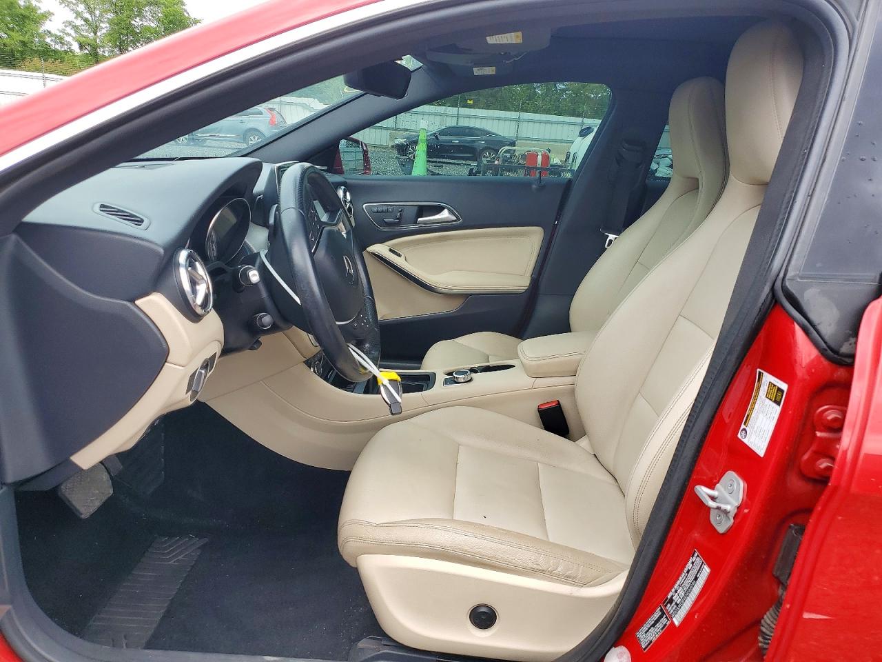 2014 Mercedes-benz Cla 250 4matic Red vin: WDDSJ4GB9EN088096