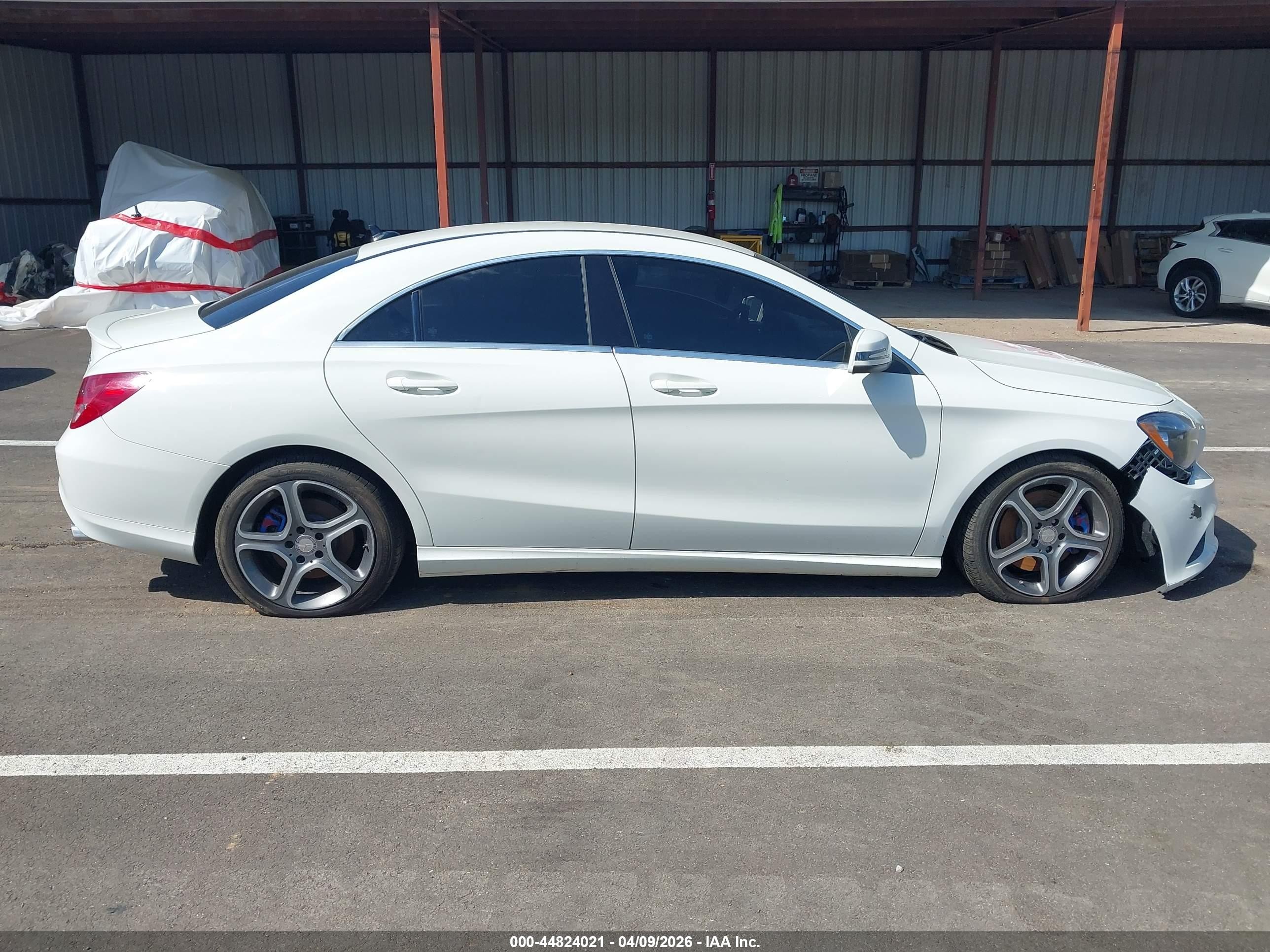 2014 Mercedes-benz Cla 250 4matic Black vin: WDDSJ4GB9EN121680