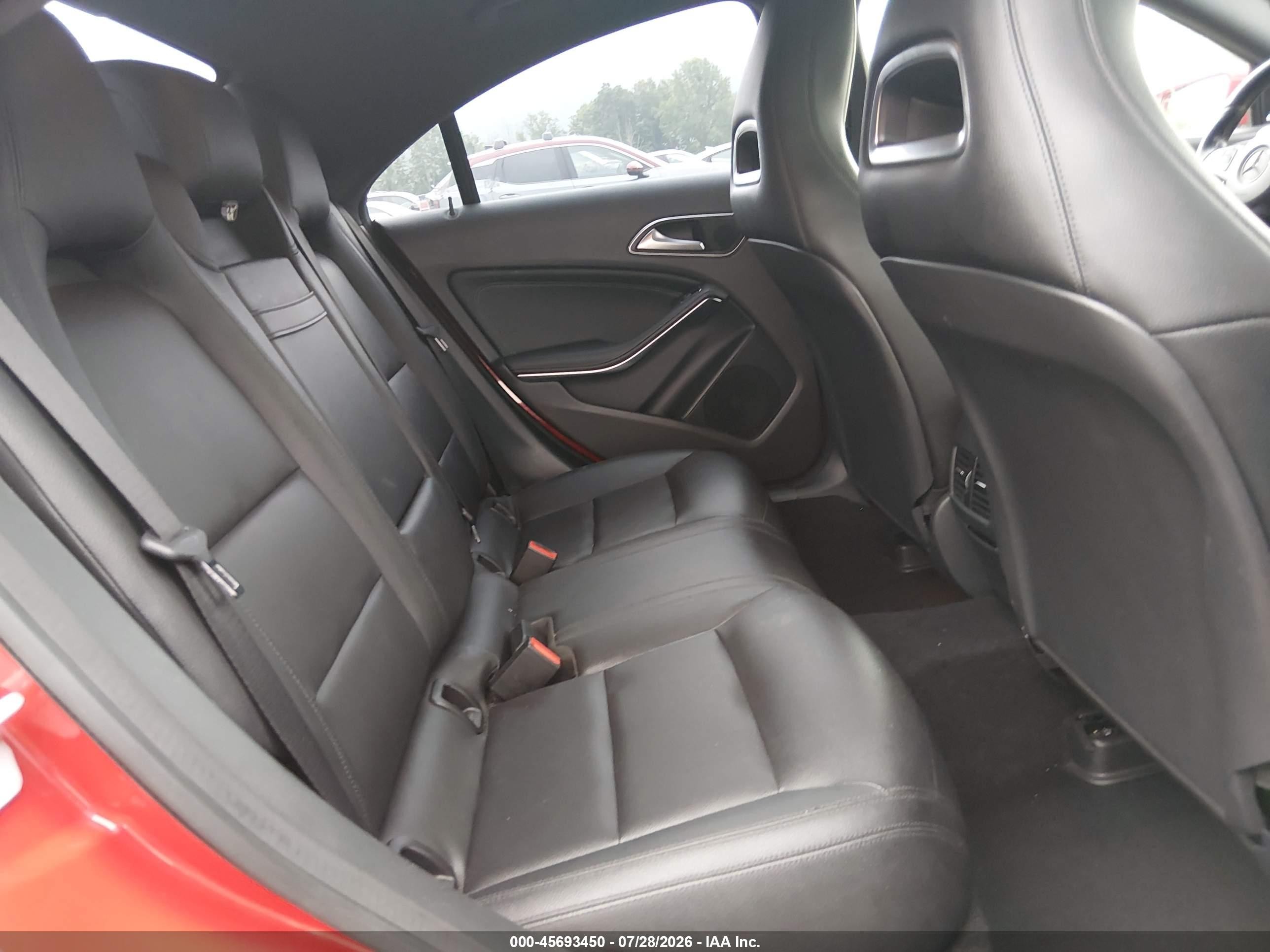 2015 Mercedes-benz Cla 250 4matic Red vin: WDDSJ4GB9FN214037