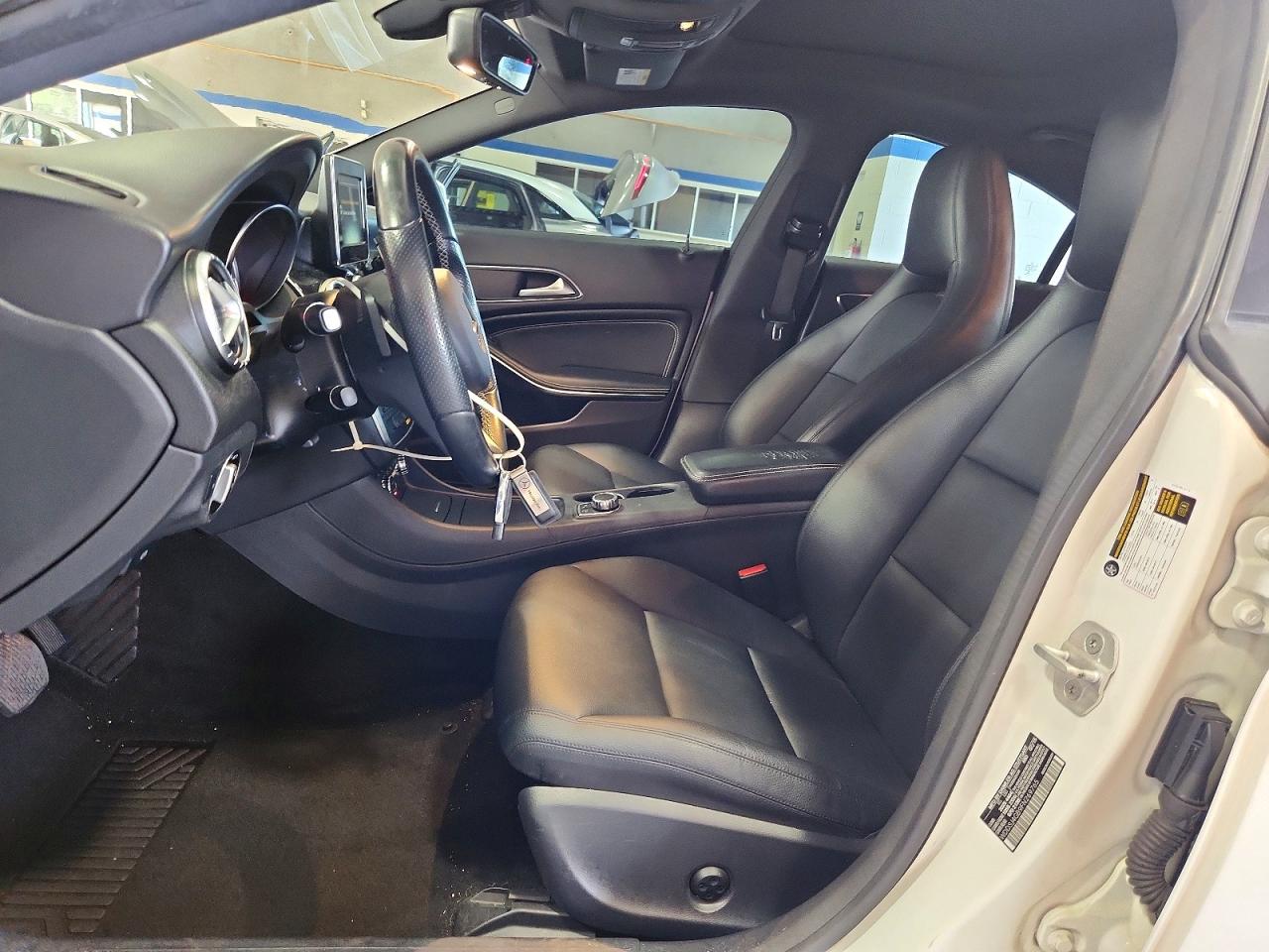 2015 Mercedes-benz Cla 250 4matic White vin: WDDSJ4GB9FN269765
