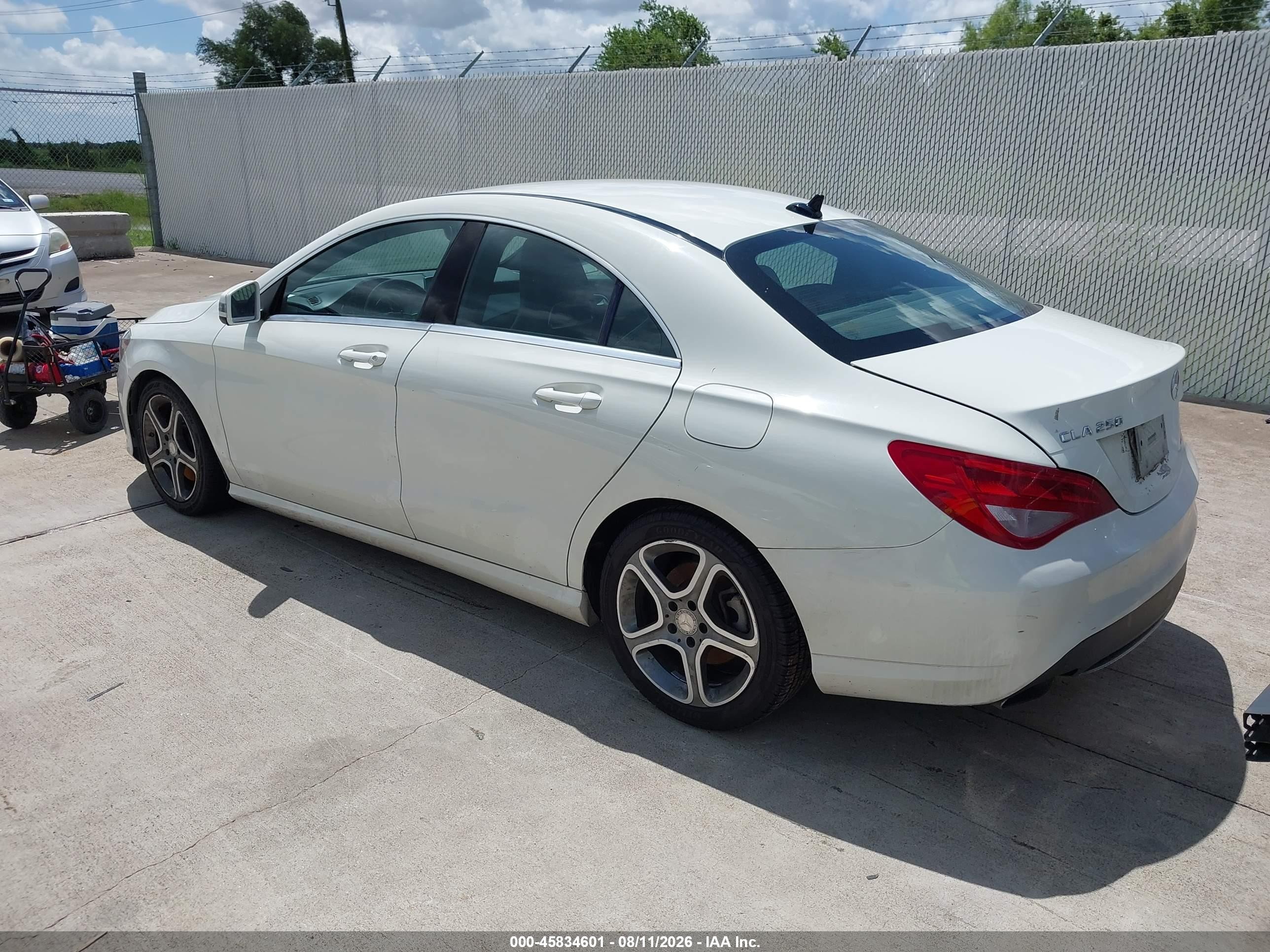 2014 Mercedes-benz Cla 250 4matic White vin: WDDSJ4GBXEN149262