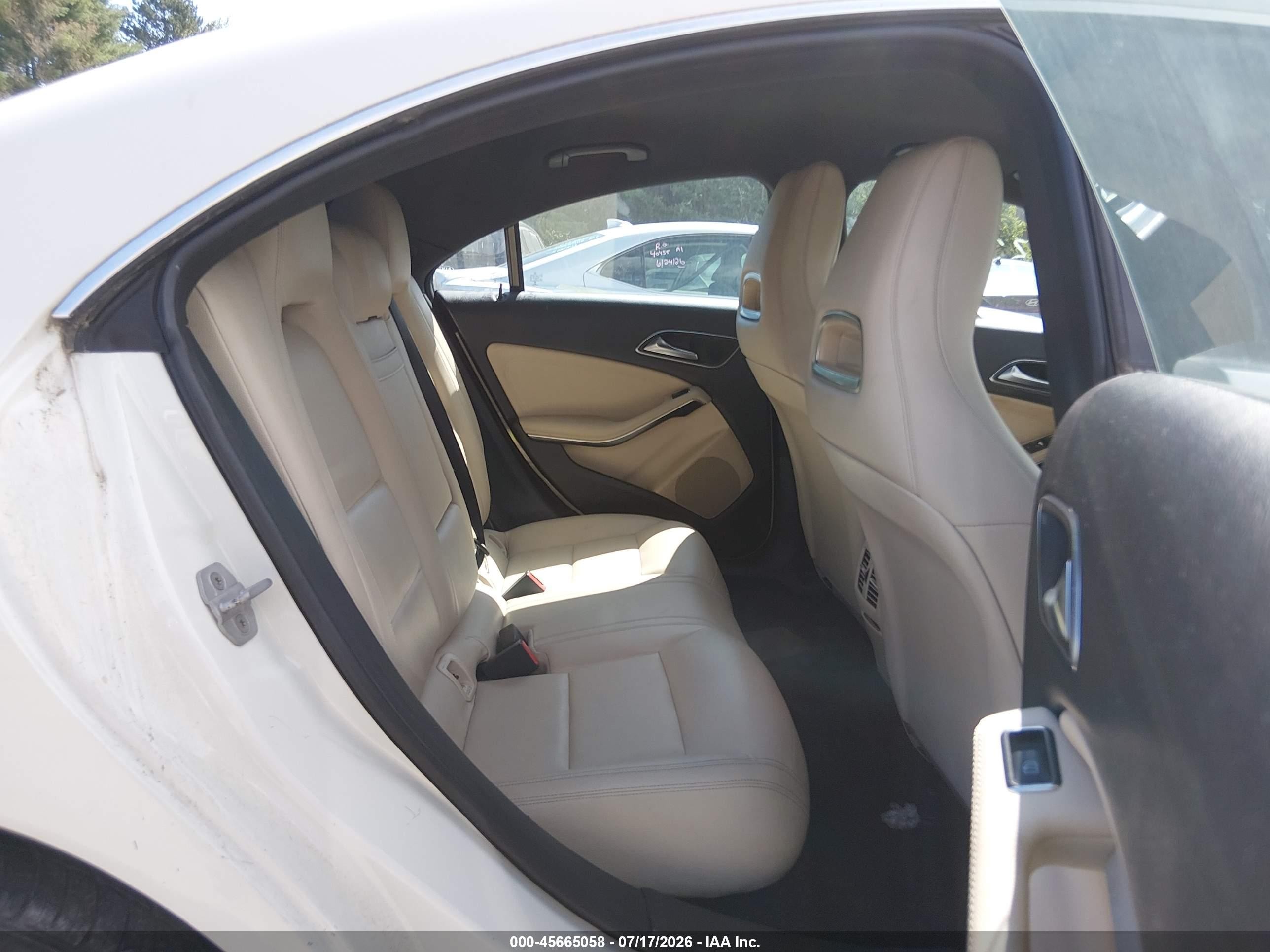 2015 Mercedes-benz Cla 250 4matic White vin: WDDSJ4GBXFN173465