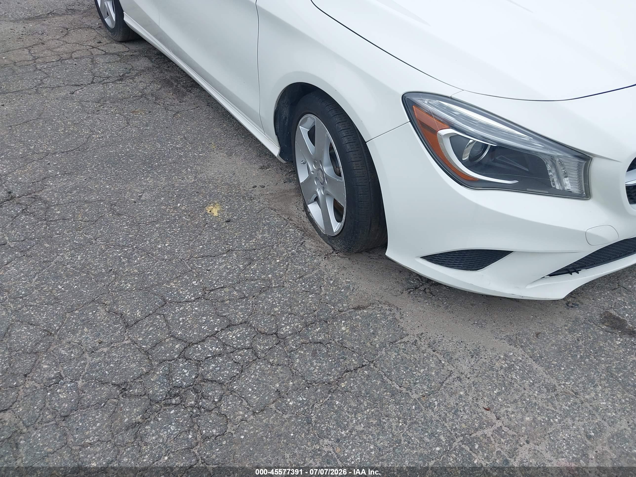 2015 Mercedes-benz Cla 250 4matic White vin: WDDSJ4GBXFN178312