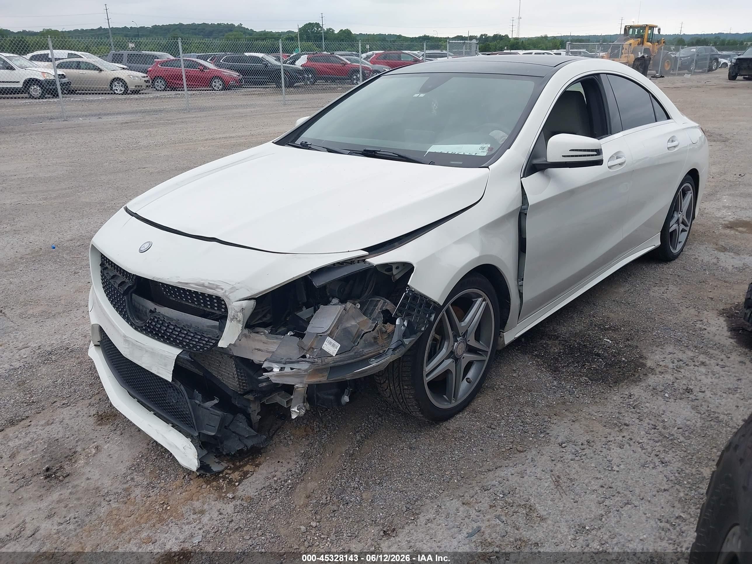 2015 Mercedes-benz Cla 250 4matic White vin: WDDSJ4GBXFN182053