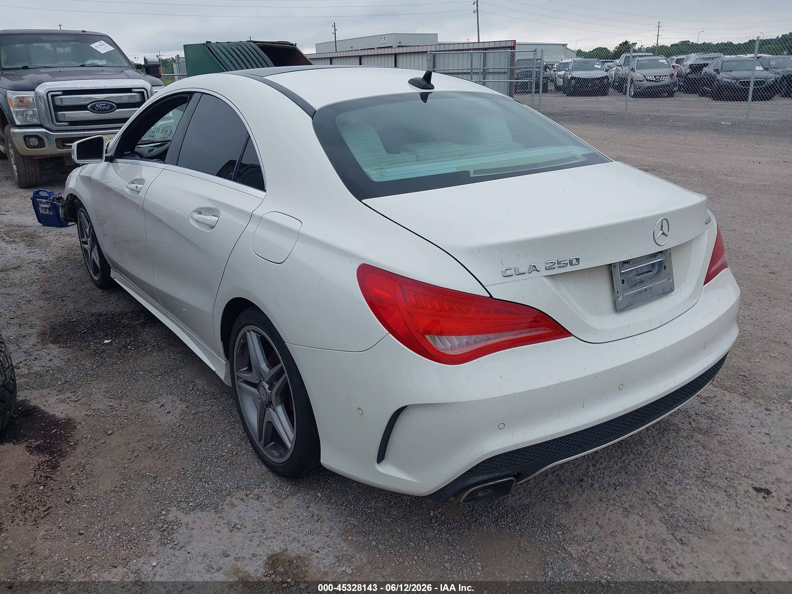 2015 Mercedes-benz Cla 250 4matic White vin: WDDSJ4GBXFN182053