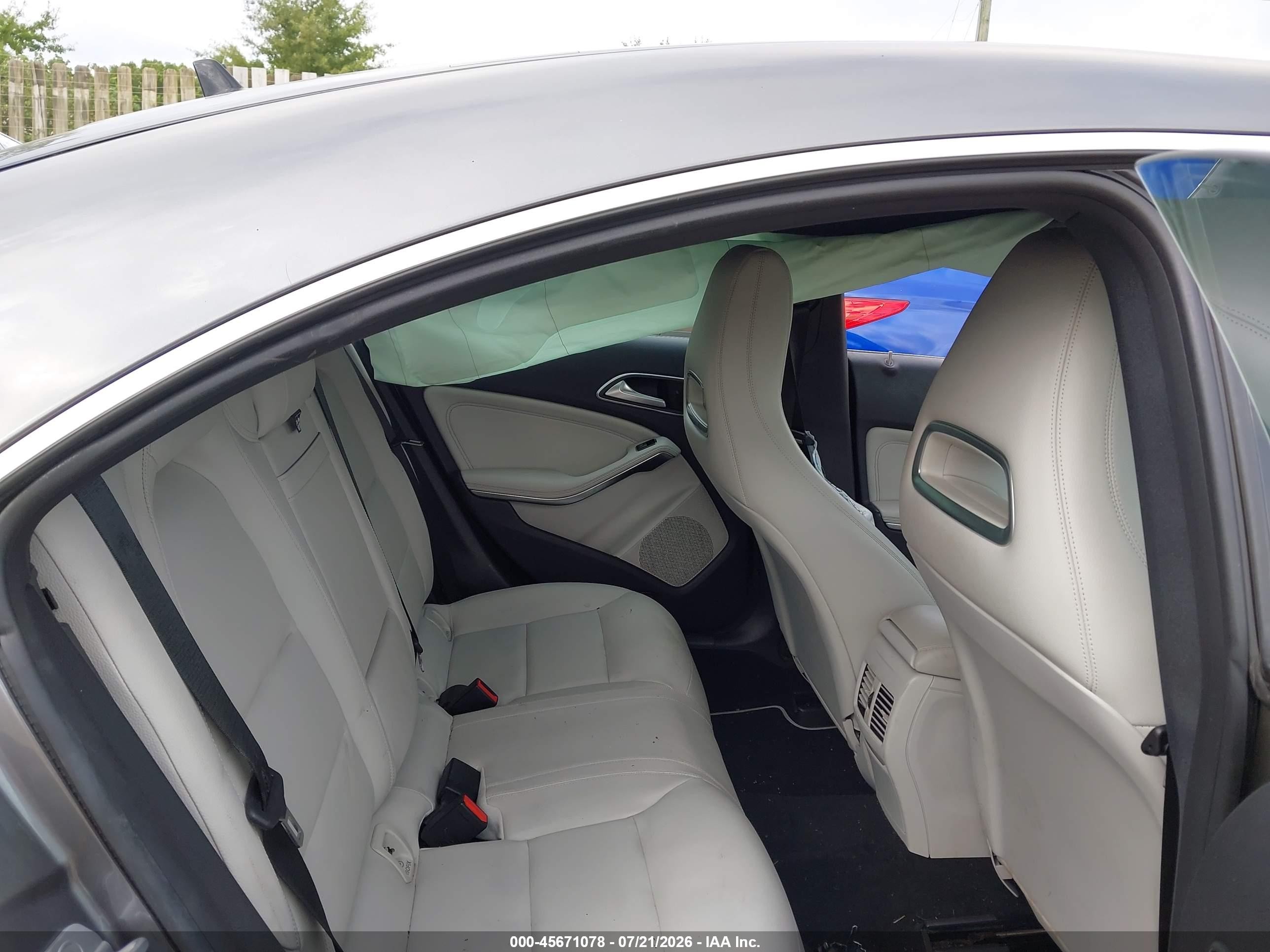 2015 Mercedes-benz Cla 250 4matic Gray vin: WDDSJ4GBXFN193585