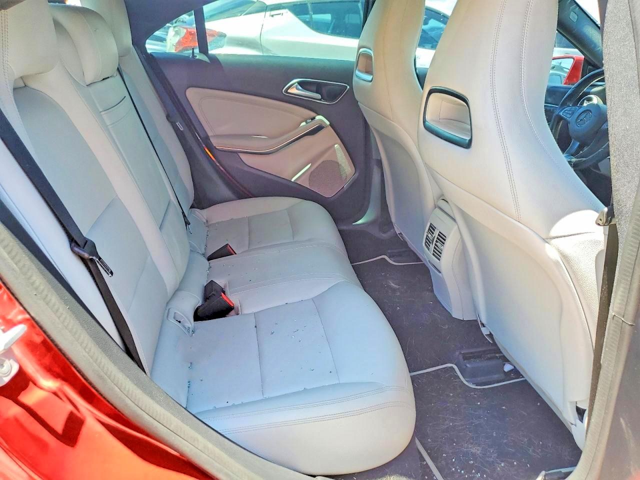 2015 Mercedes-benz Cla 250 4matic Красный vin: WDDSJ4GBXFN269354