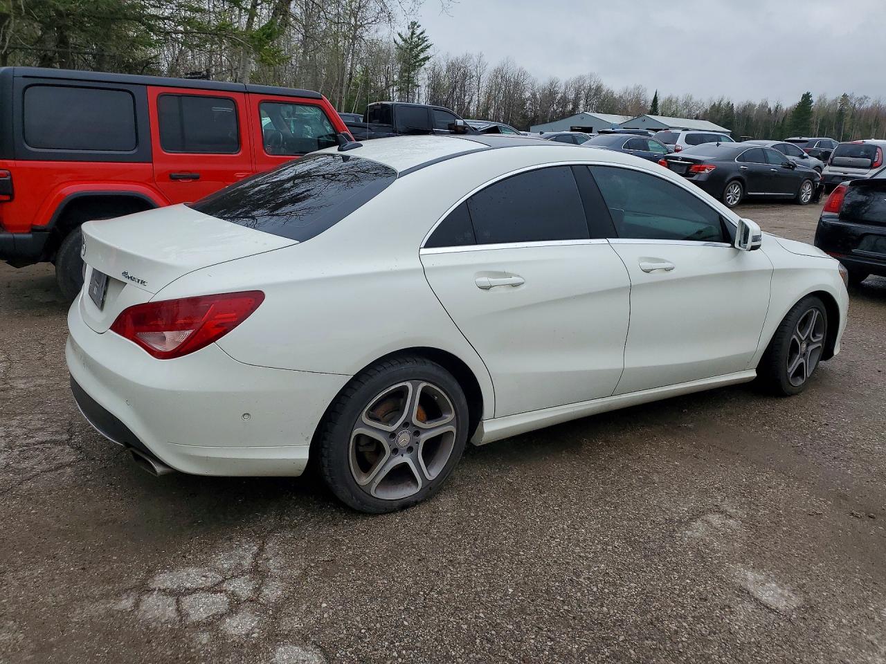 2015 Mercedes-benz Cla 250 4matic White vin: WDDSJ4GBXFN281732