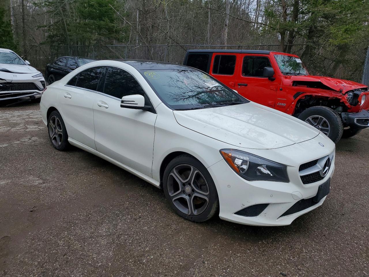 2015 Mercedes-benz Cla 250 4matic White vin: WDDSJ4GBXFN281732