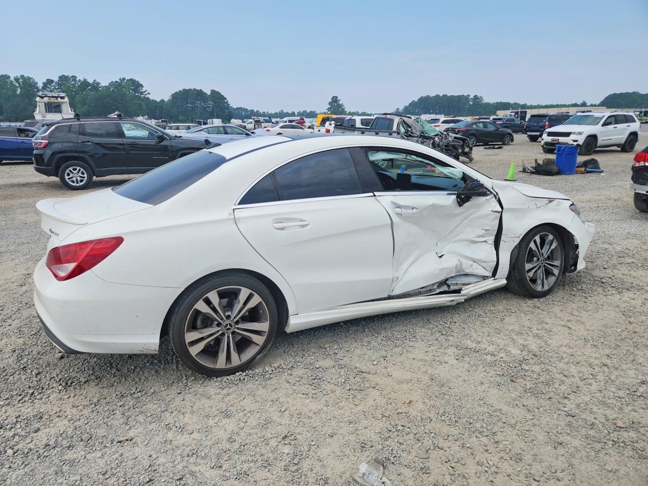2019 Mercedes-benz Cla 250 4matic White vin: WDDSJ4GBXKN725170
