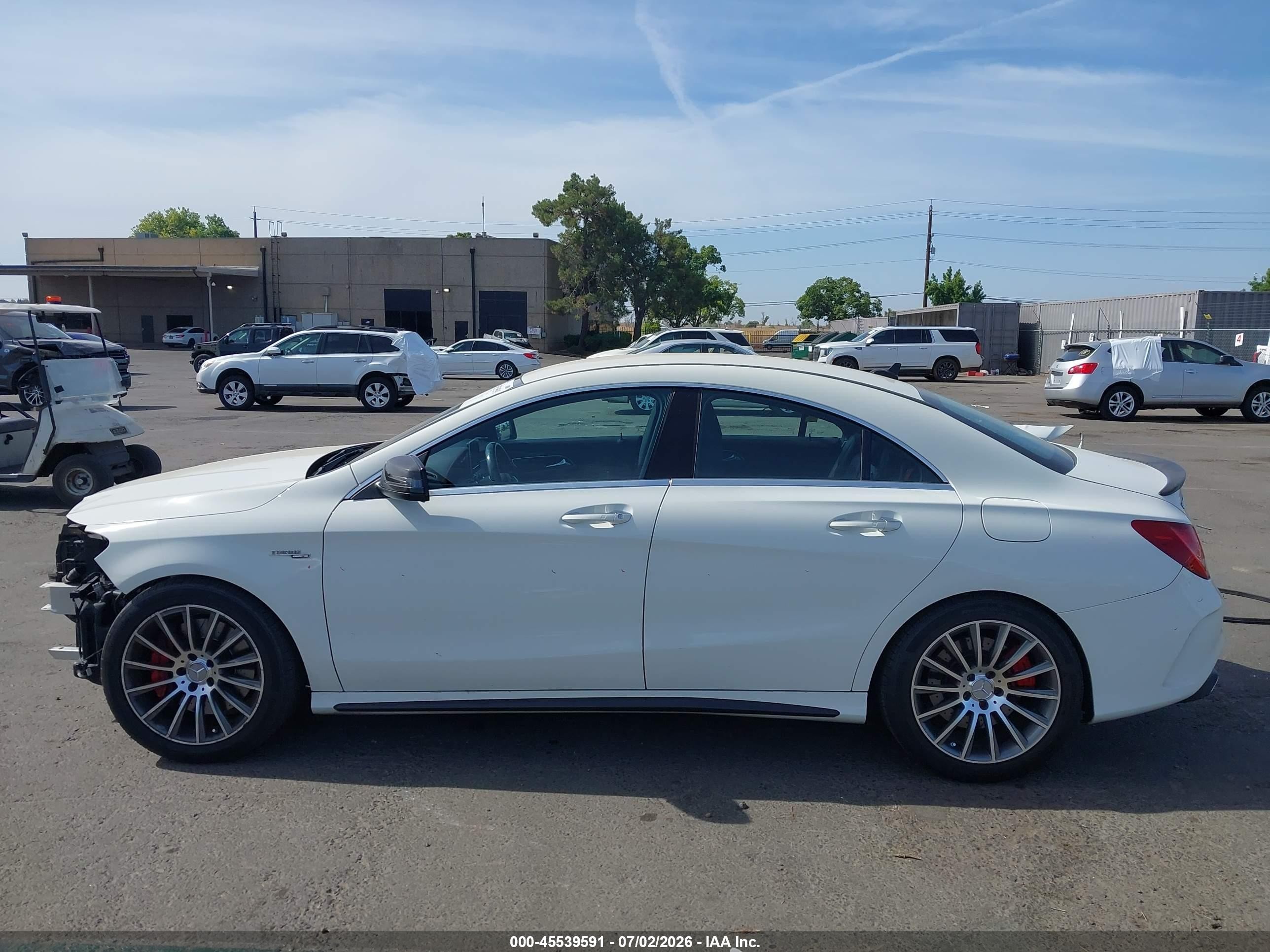2015 Mercedes-benz Cla 45 Amg 4matic White vin: WDDSJ5CB1FN196046