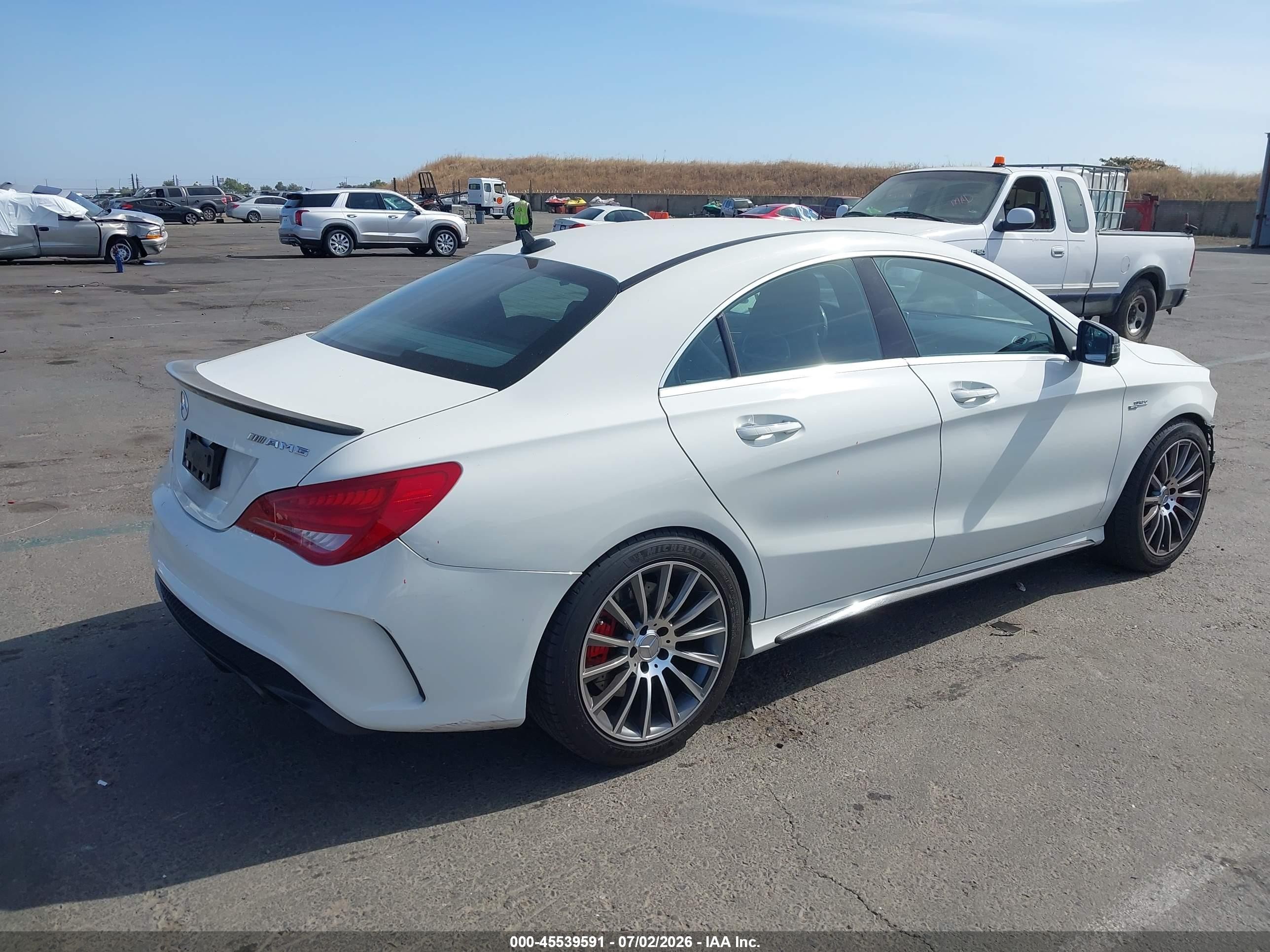 2015 Mercedes-benz Cla 45 Amg 4matic White vin: WDDSJ5CB1FN196046