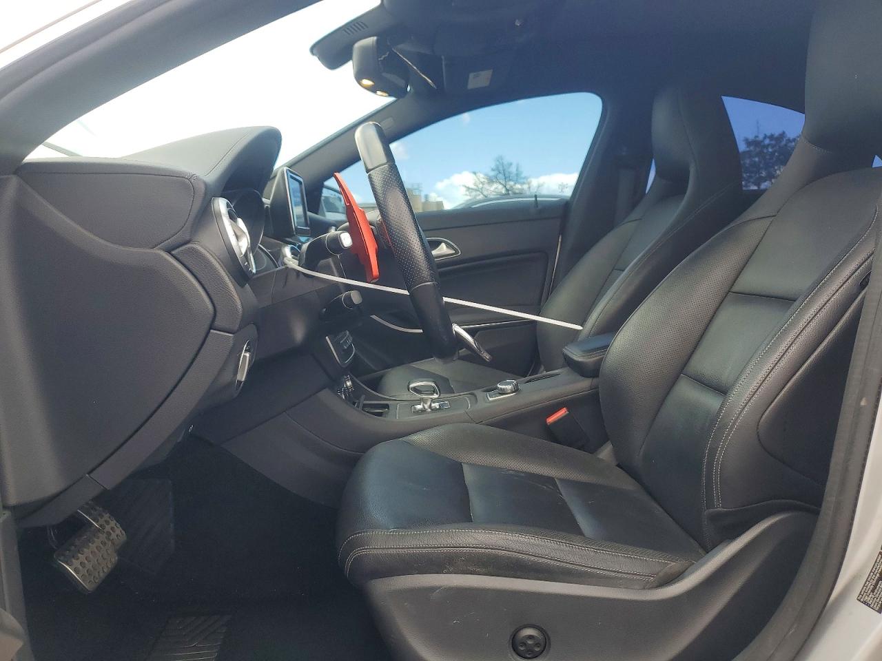 2014 Mercedes-benz Cla 45 Amg Silver vin: WDDSJ5CB2EN111682
