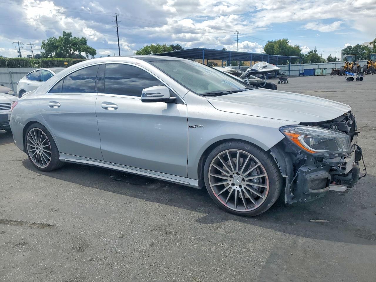 2014 Mercedes-benz Cla 45 Amg Silver vin: WDDSJ5CB2EN111682
