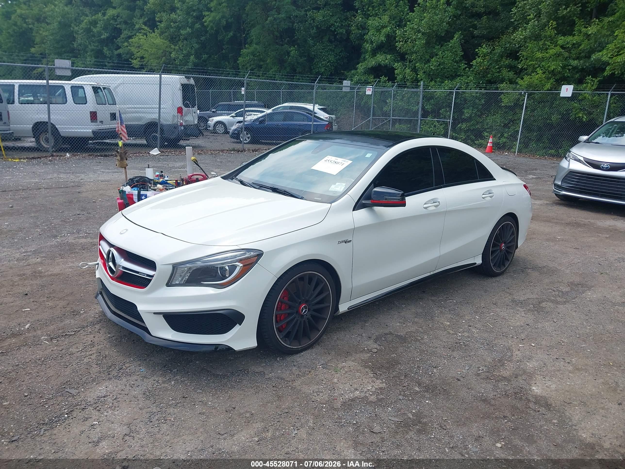 2015 Mercedes-benz Cla 45 Amg 4matic White vin: WDDSJ5CB4FN266414